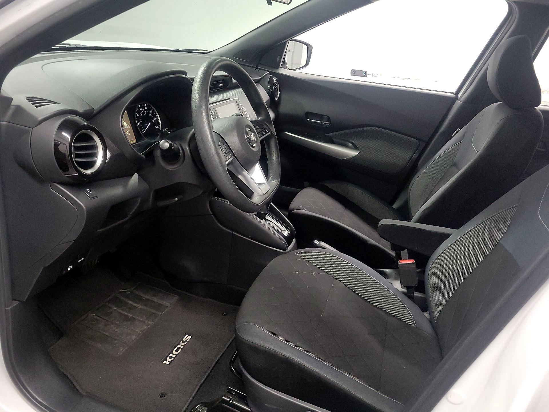 Thumbnail: 2019 Nissan Kicks - 11