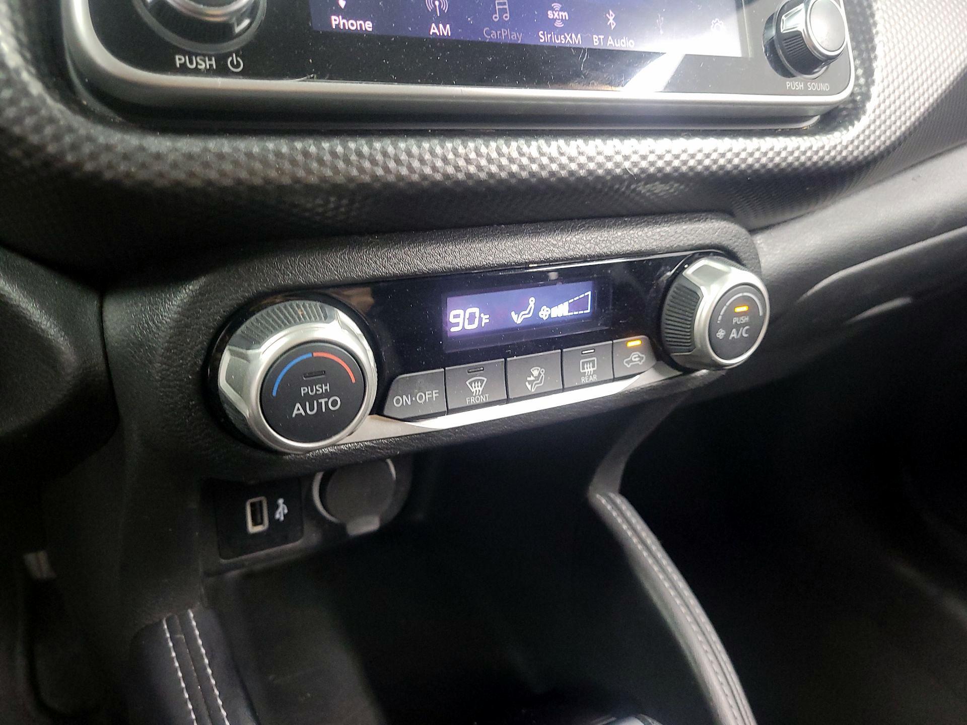 Thumbnail: 2019 Nissan Kicks - 15