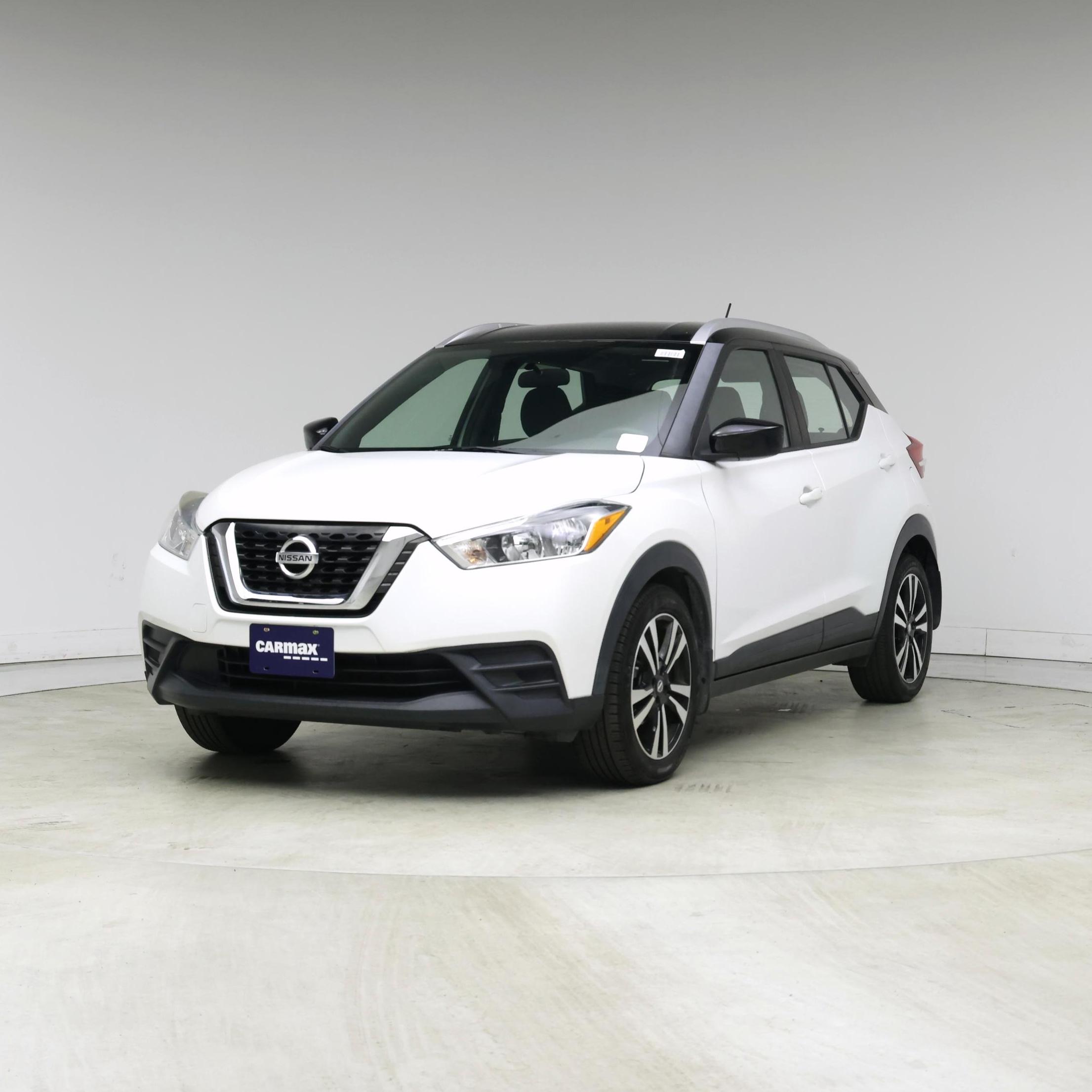 Thumbnail: 2019 Nissan Kicks - 4
