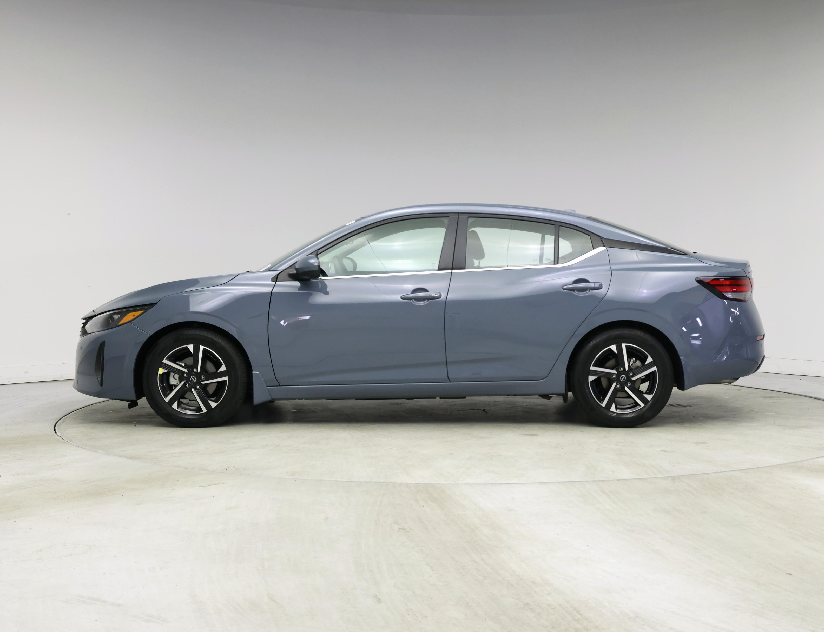 Thumbnail: 2024 Nissan Sentra - 3