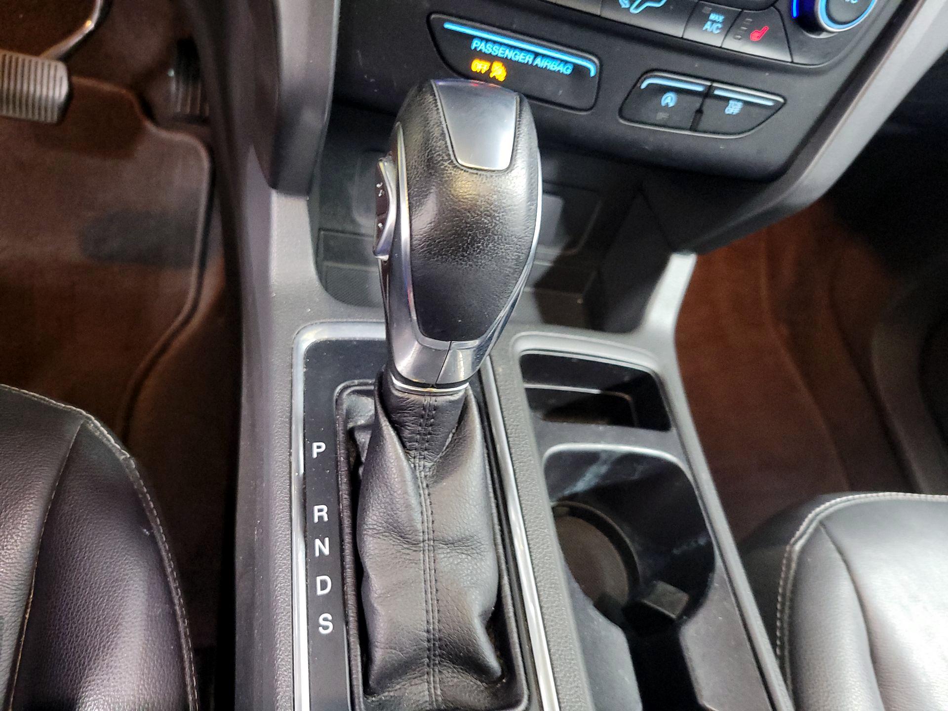 Thumbnail: 2018 Ford Escape - 16