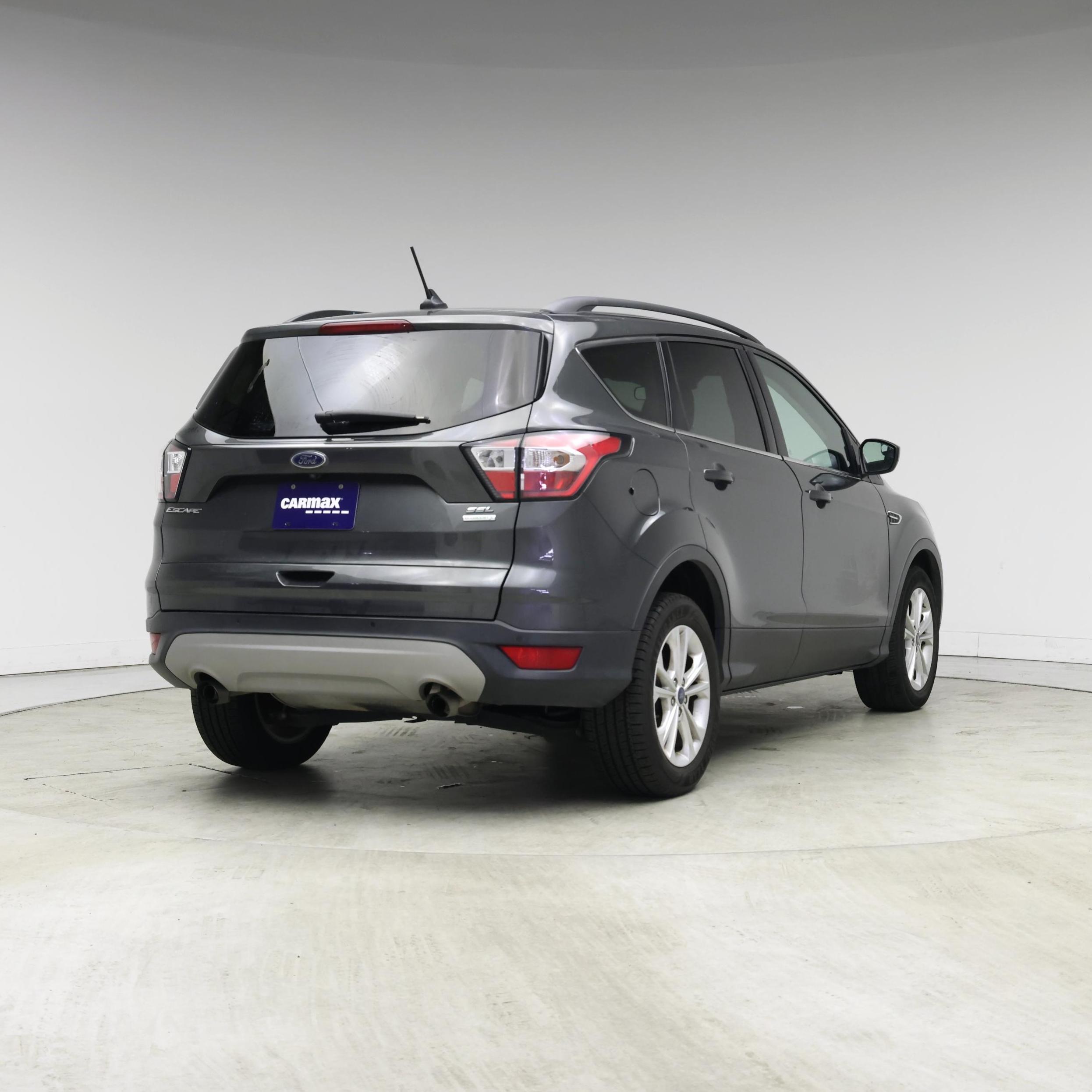 Thumbnail: 2018 Ford Escape - 8