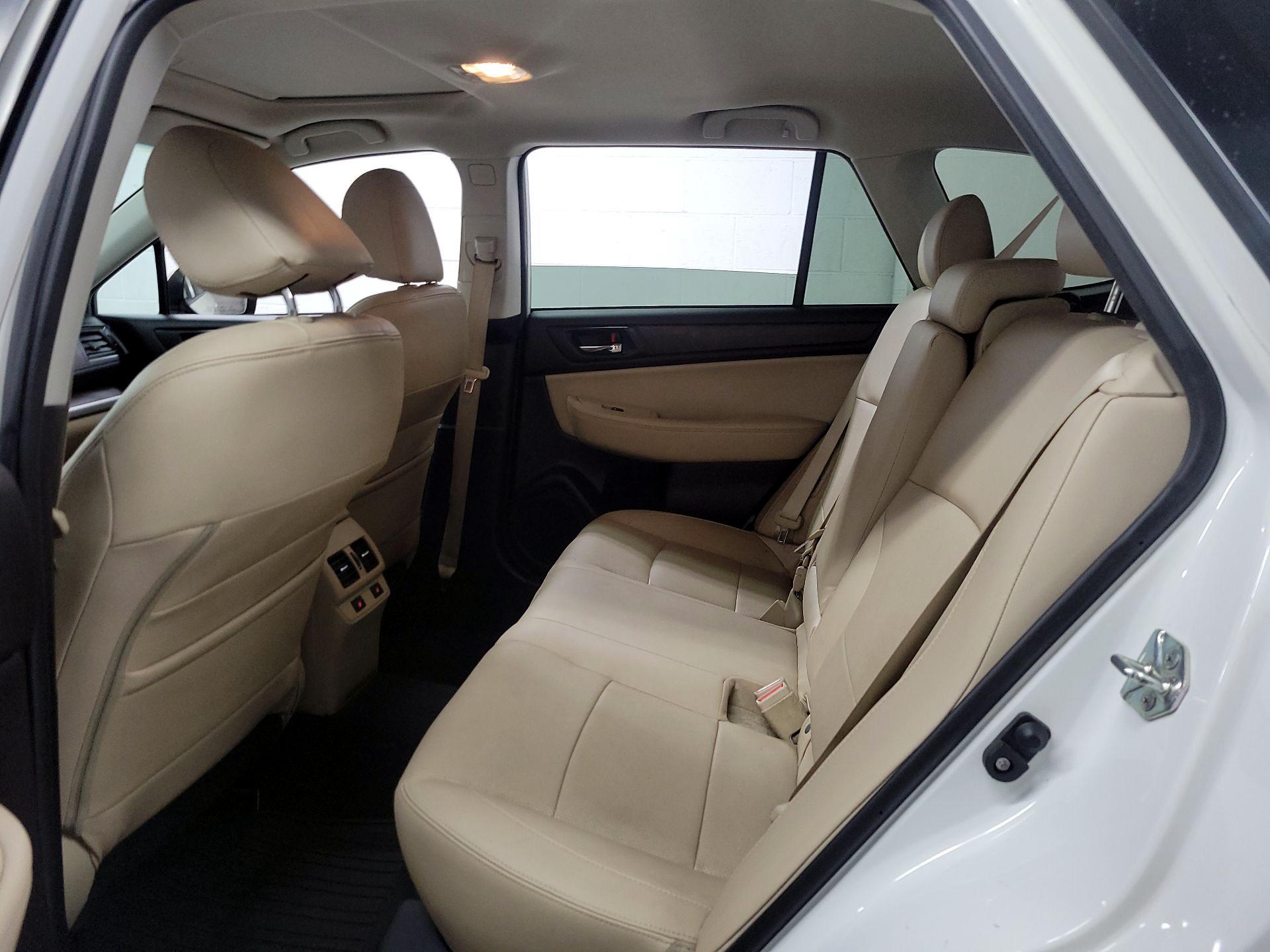 Thumbnail: 2016 Subaru Outback - 17