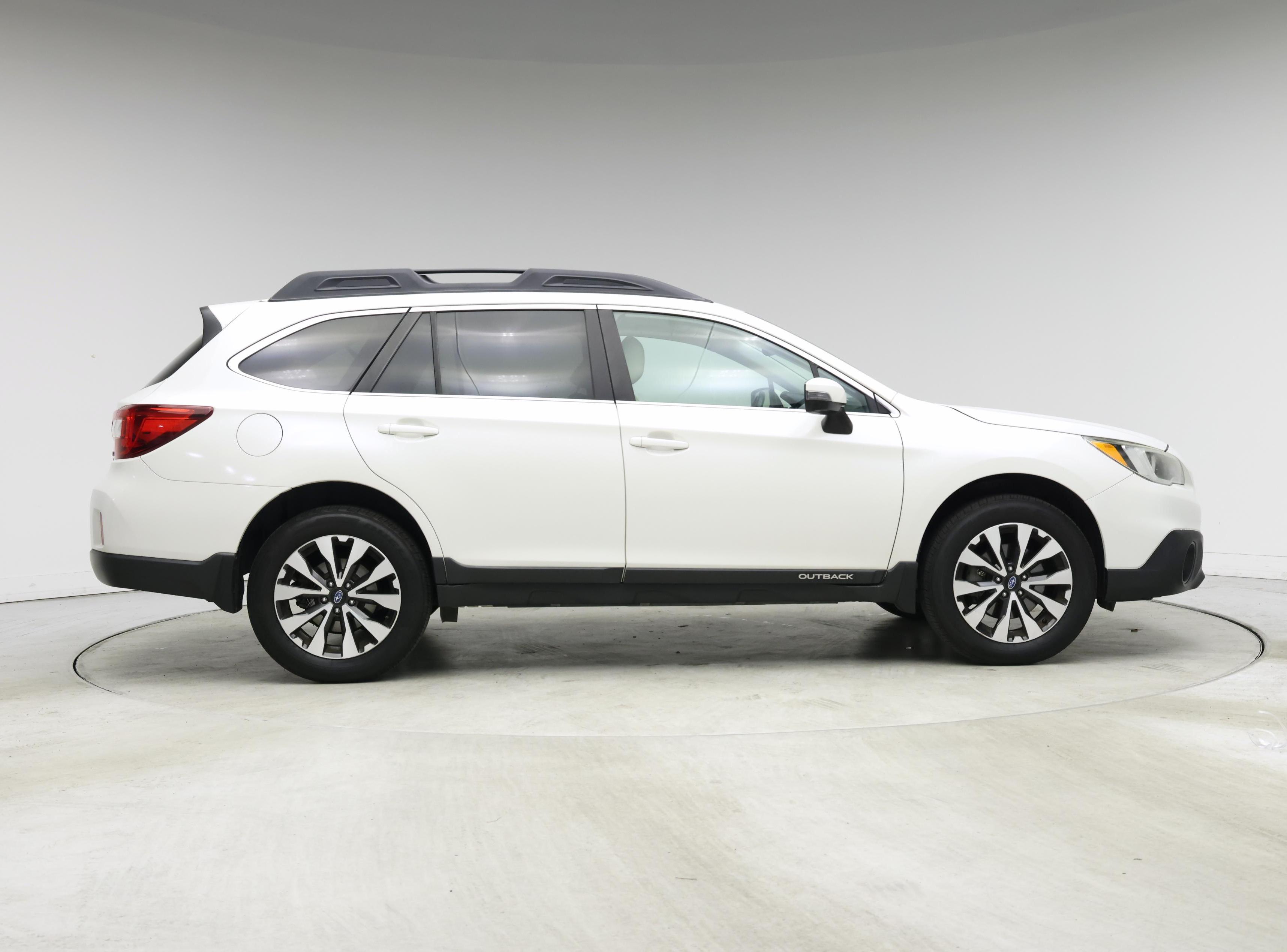 Thumbnail: 2016 Subaru Outback - 7