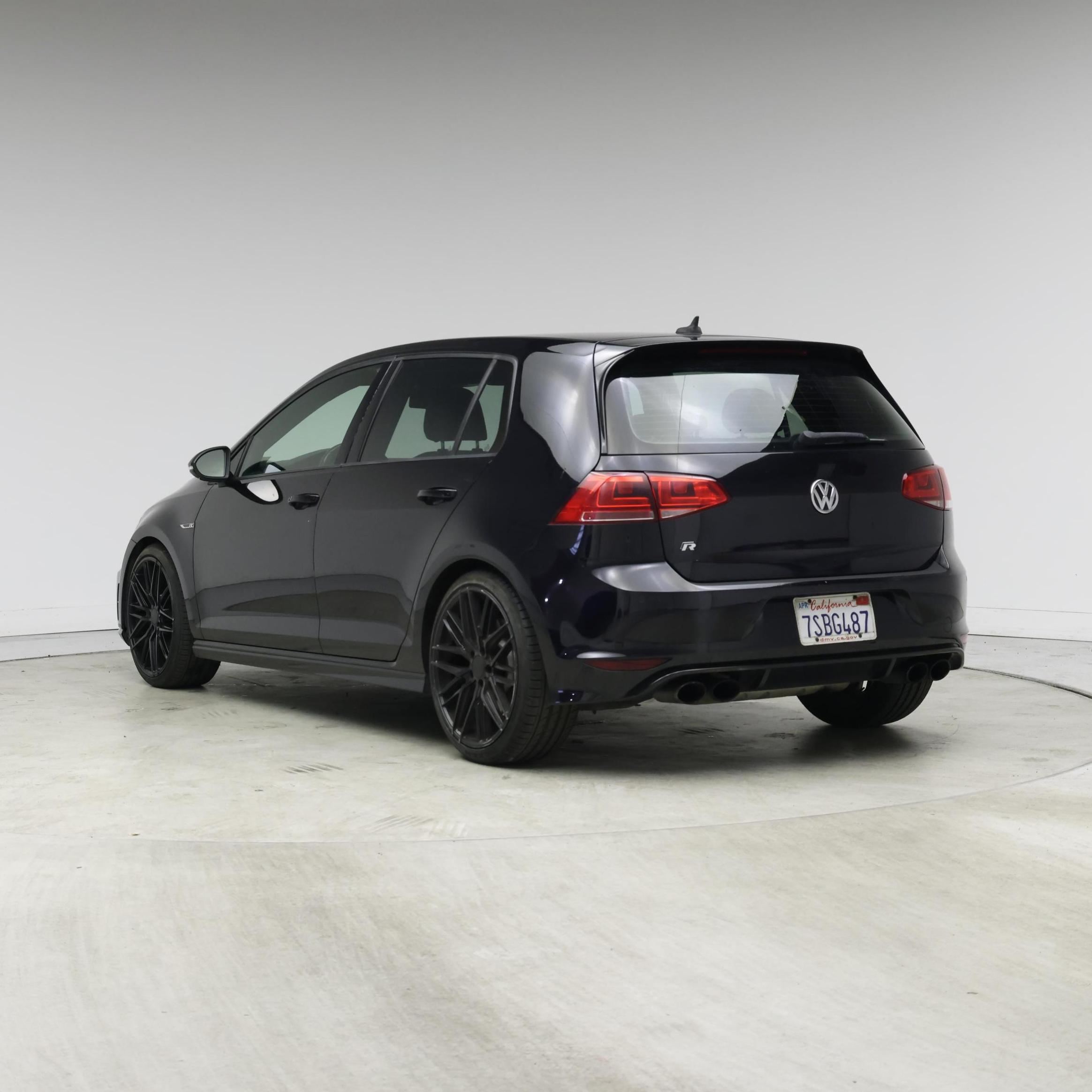 Thumbnail: 2016 Volkswagen Golf - 2