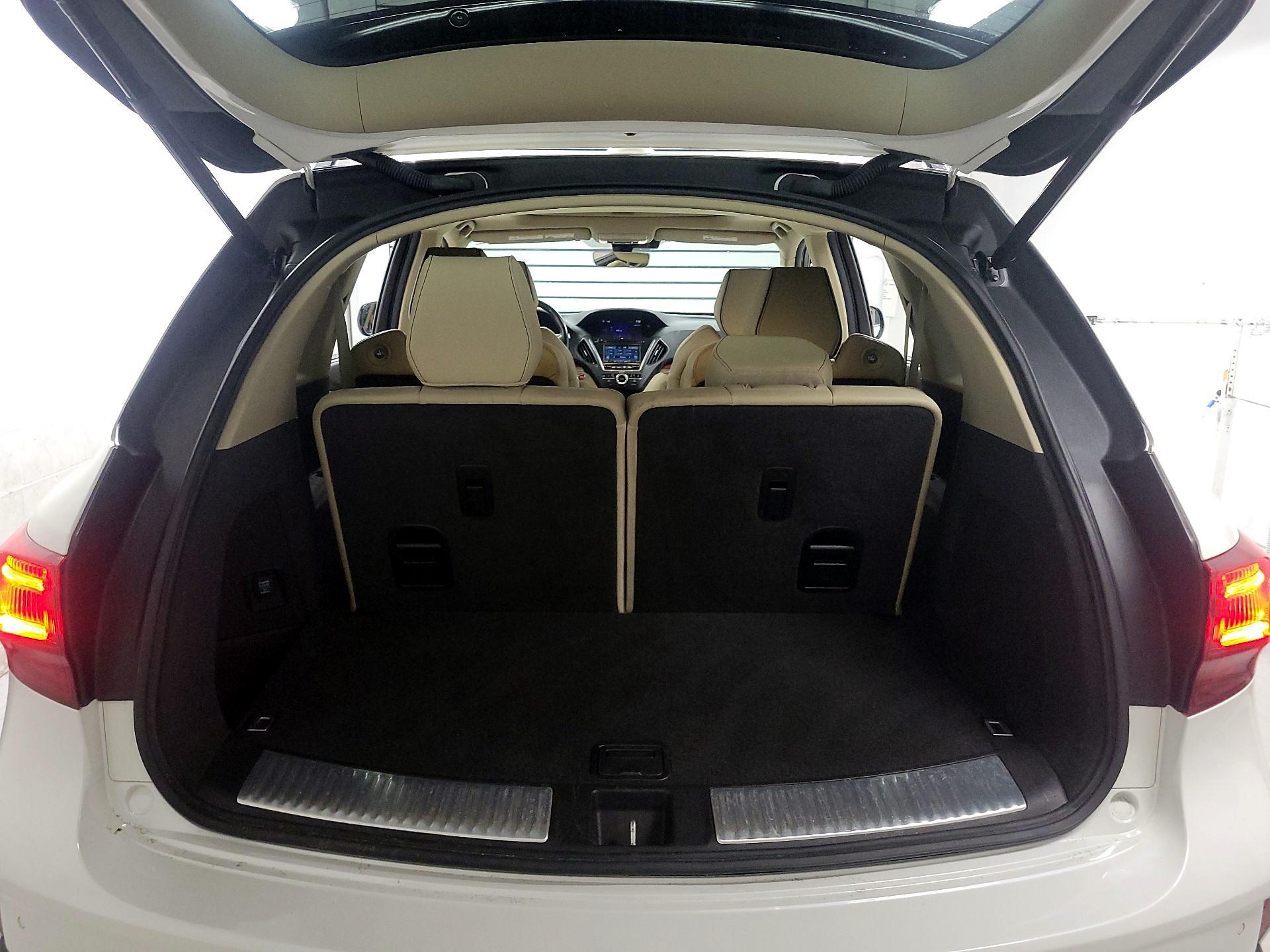 Thumbnail: 2017 Acura MDX - 18