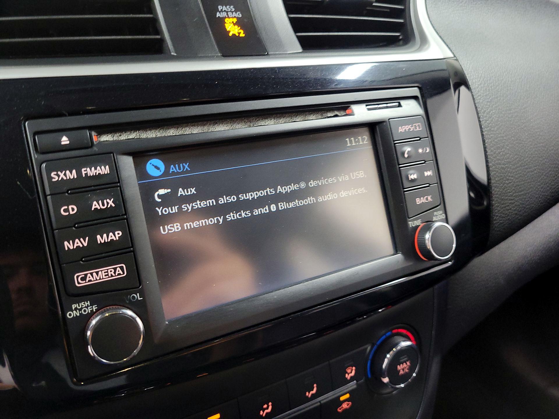 Thumbnail: 2016 Nissan Sentra - 14