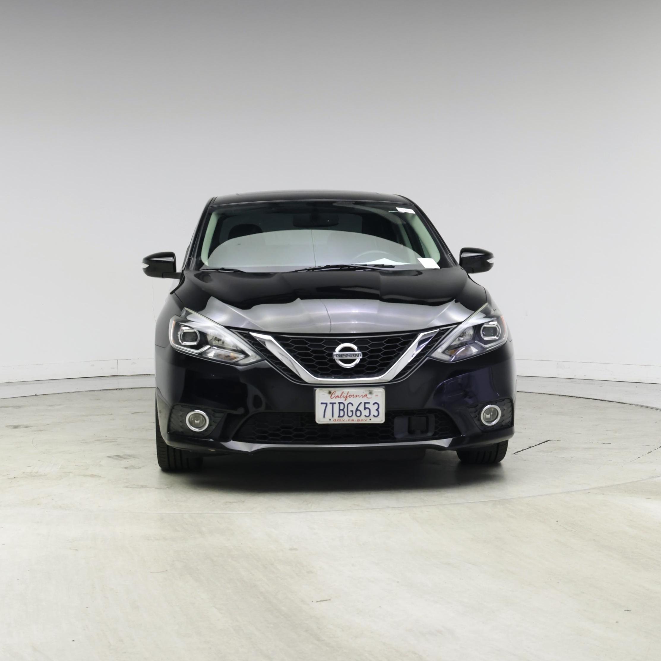 Thumbnail: 2016 Nissan Sentra - 5