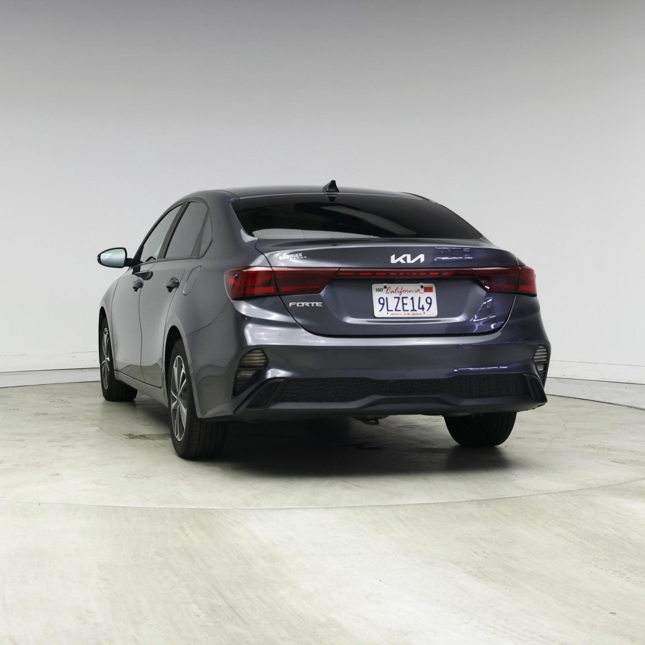 Thumbnail: 2024 Kia Forte - 6