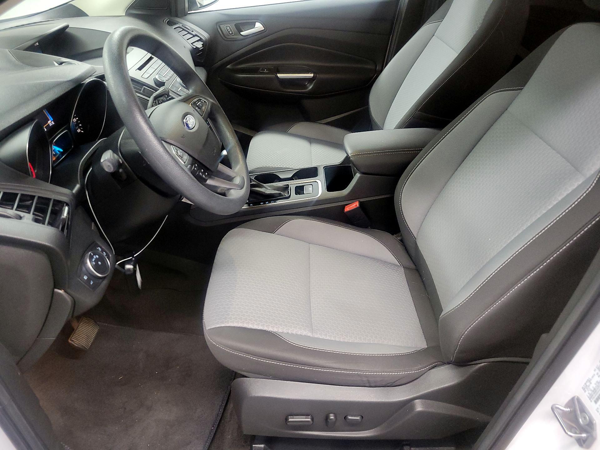 Thumbnail: 2017 Ford Escape - 11