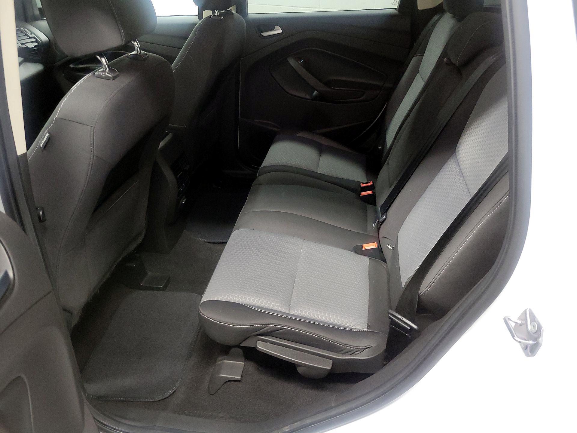 Thumbnail: 2017 Ford Escape - 16