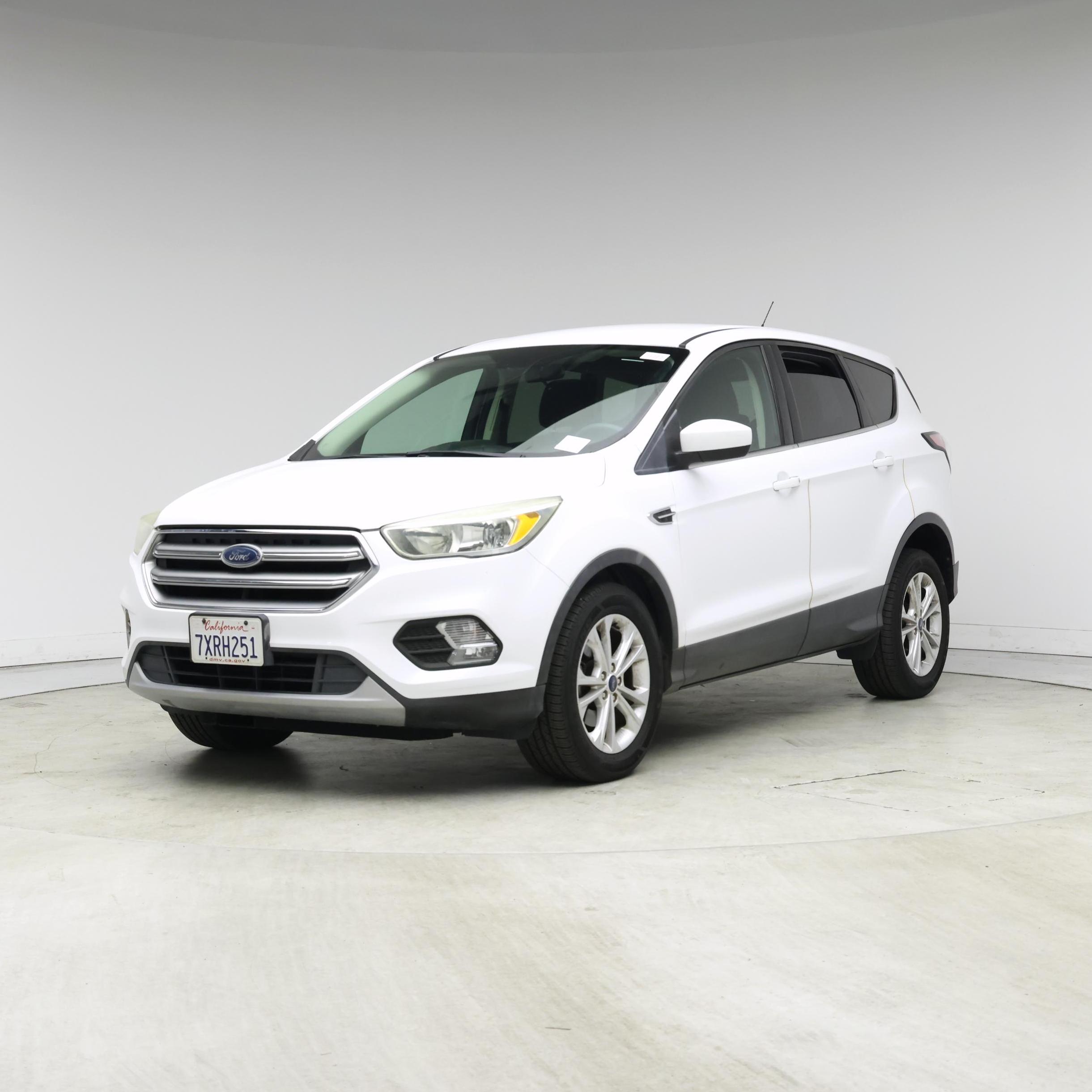 Thumbnail: 2017 Ford Escape - 4