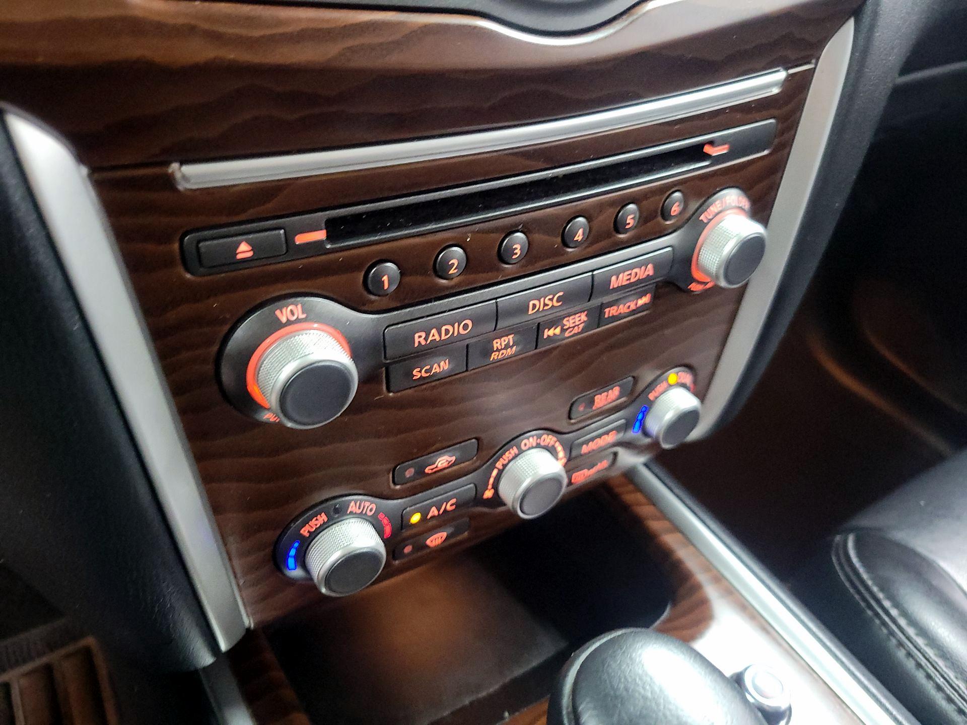 Thumbnail: 2017 Nissan Pathfinder - 14