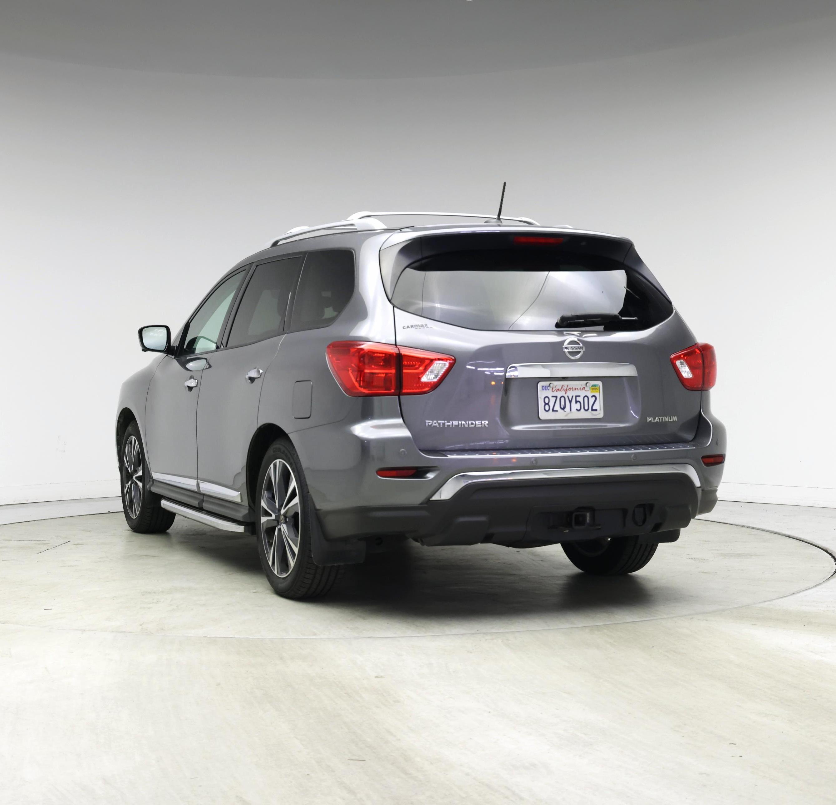 Thumbnail: 2017 Nissan Pathfinder - 2