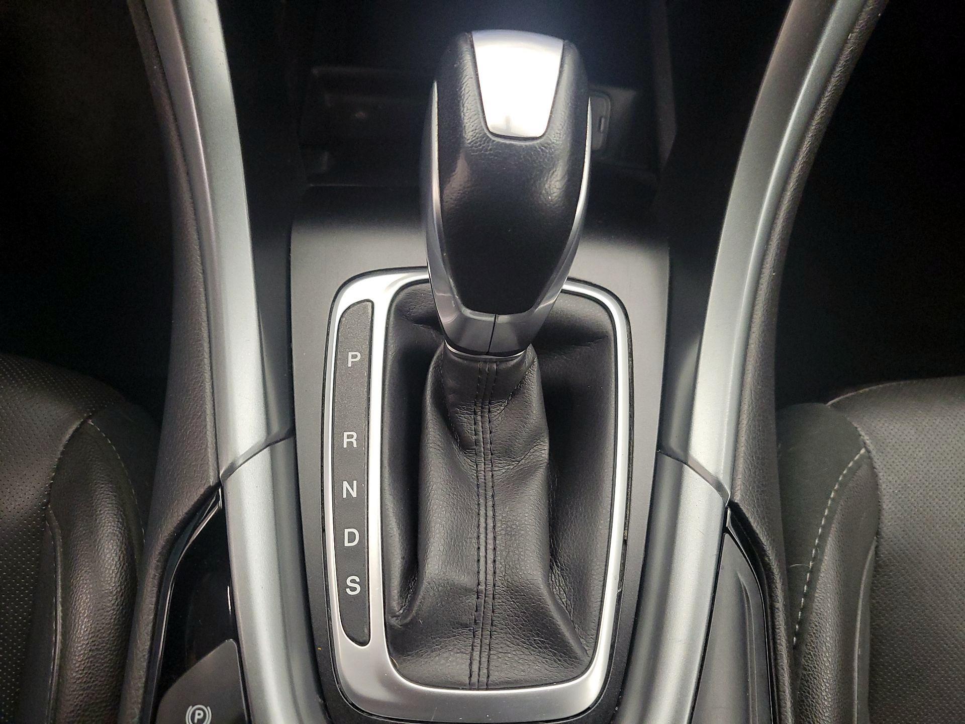 Thumbnail: 2016 Ford Fusion - 17