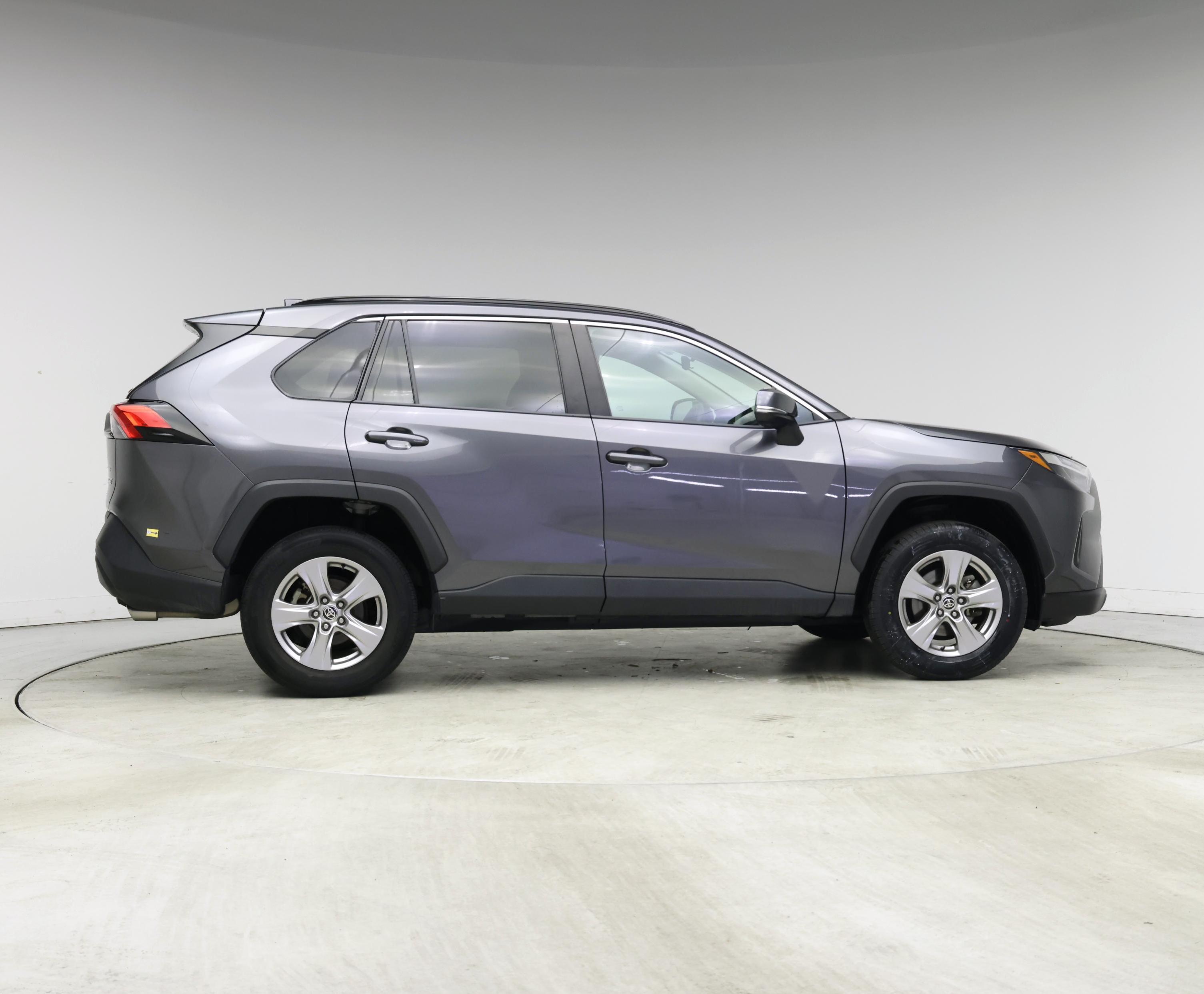 Thumbnail: 2022 Toyota RAV4 - 7