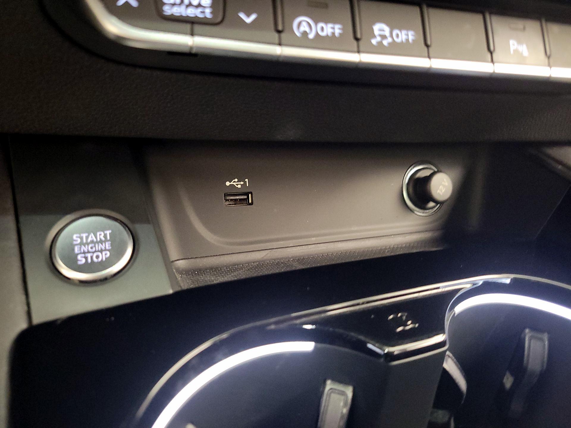 Thumbnail: 2022 Audi A4 - 18