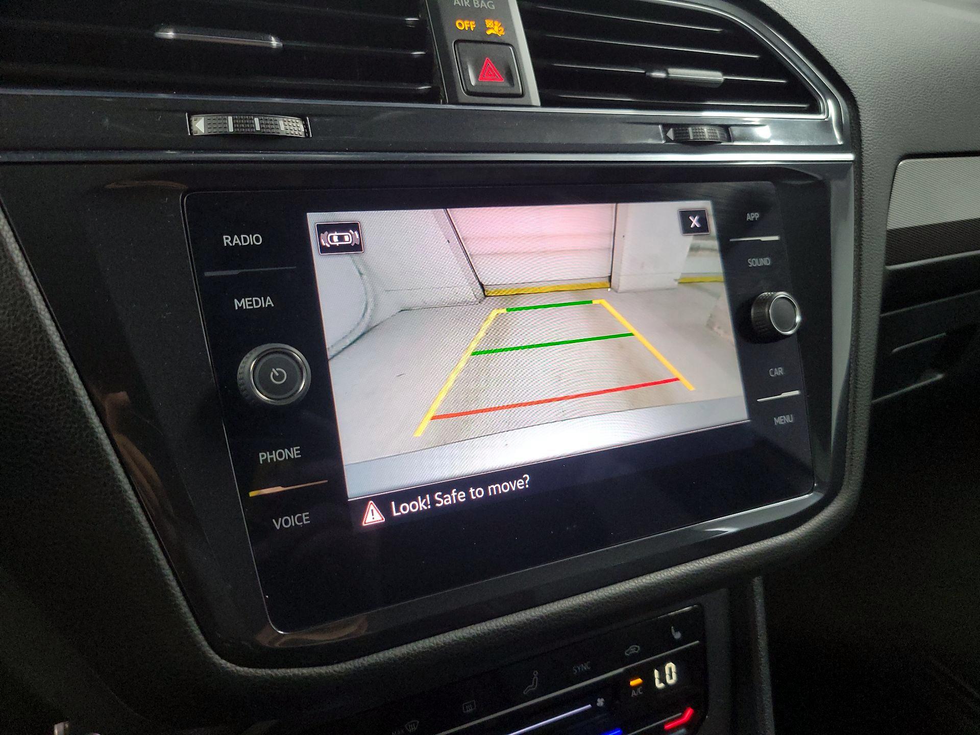 Thumbnail: 2023 Volkswagen Tiguan - 13