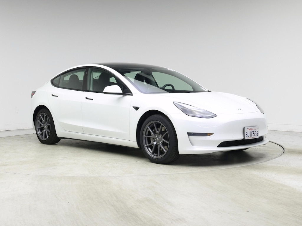 Tesla Model 3 Standard Range Plus RWD