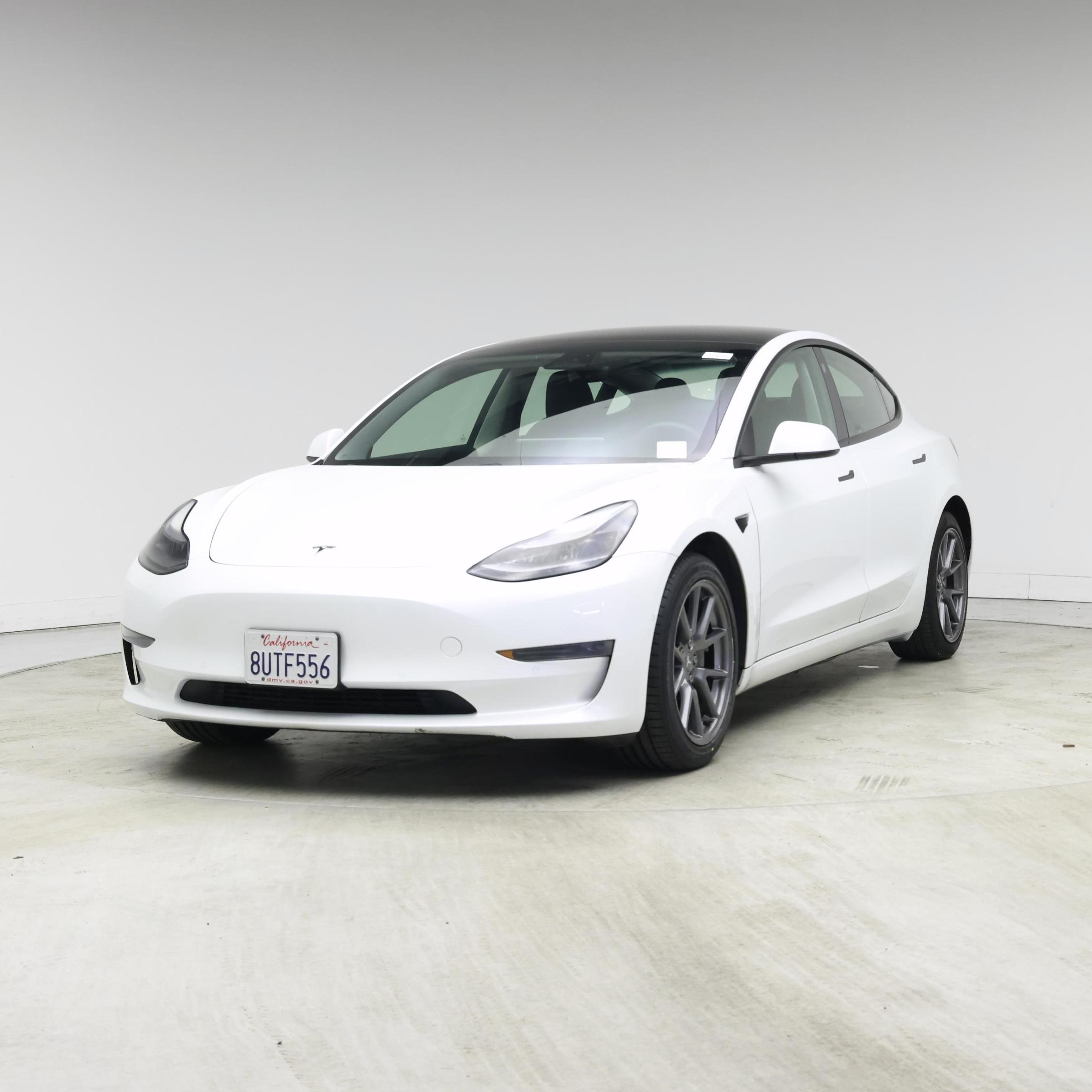 Thumbnail: 2021 Tesla Model 3 - 4