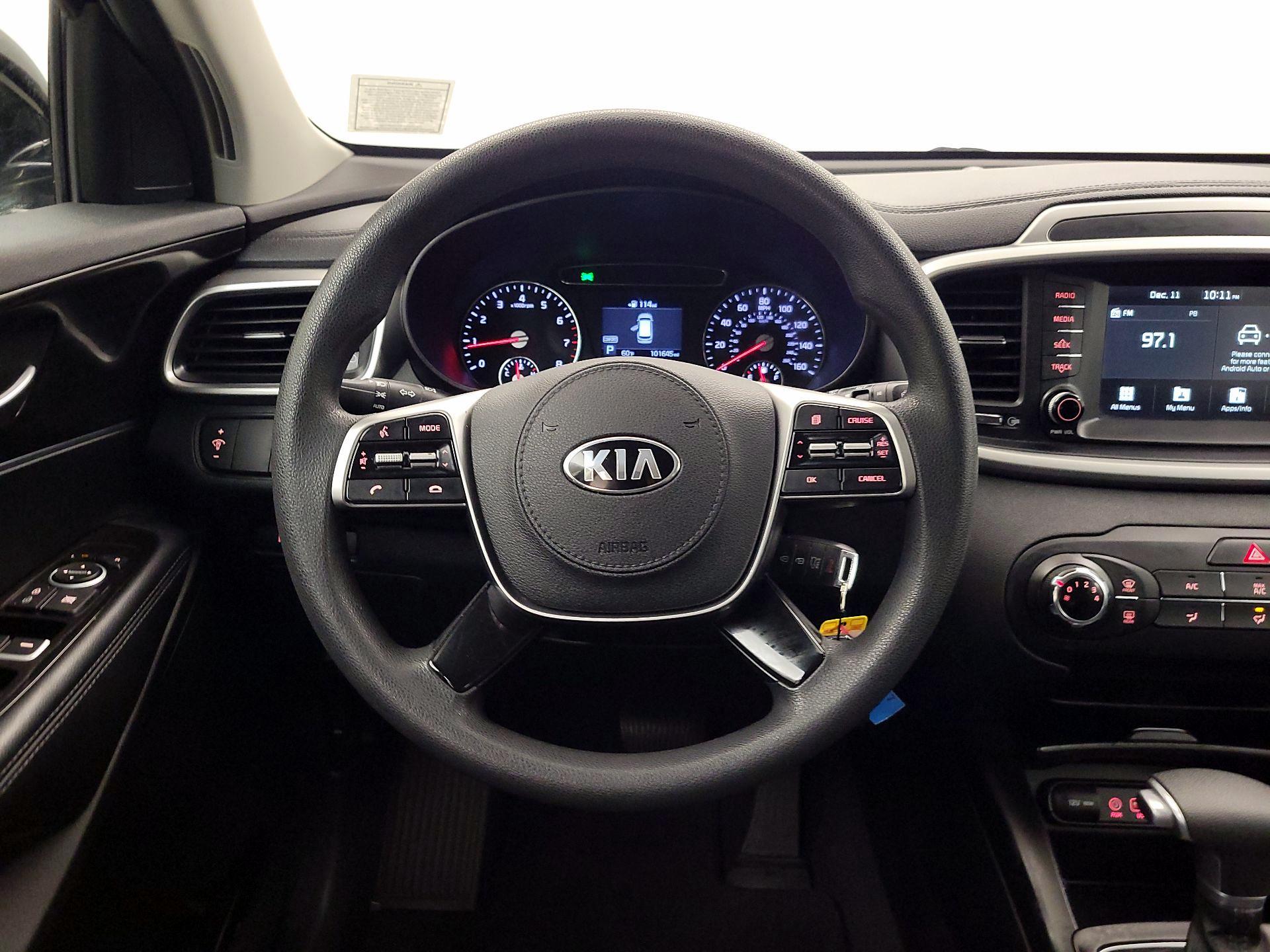 Thumbnail: 2020 Kia Sorento - 10