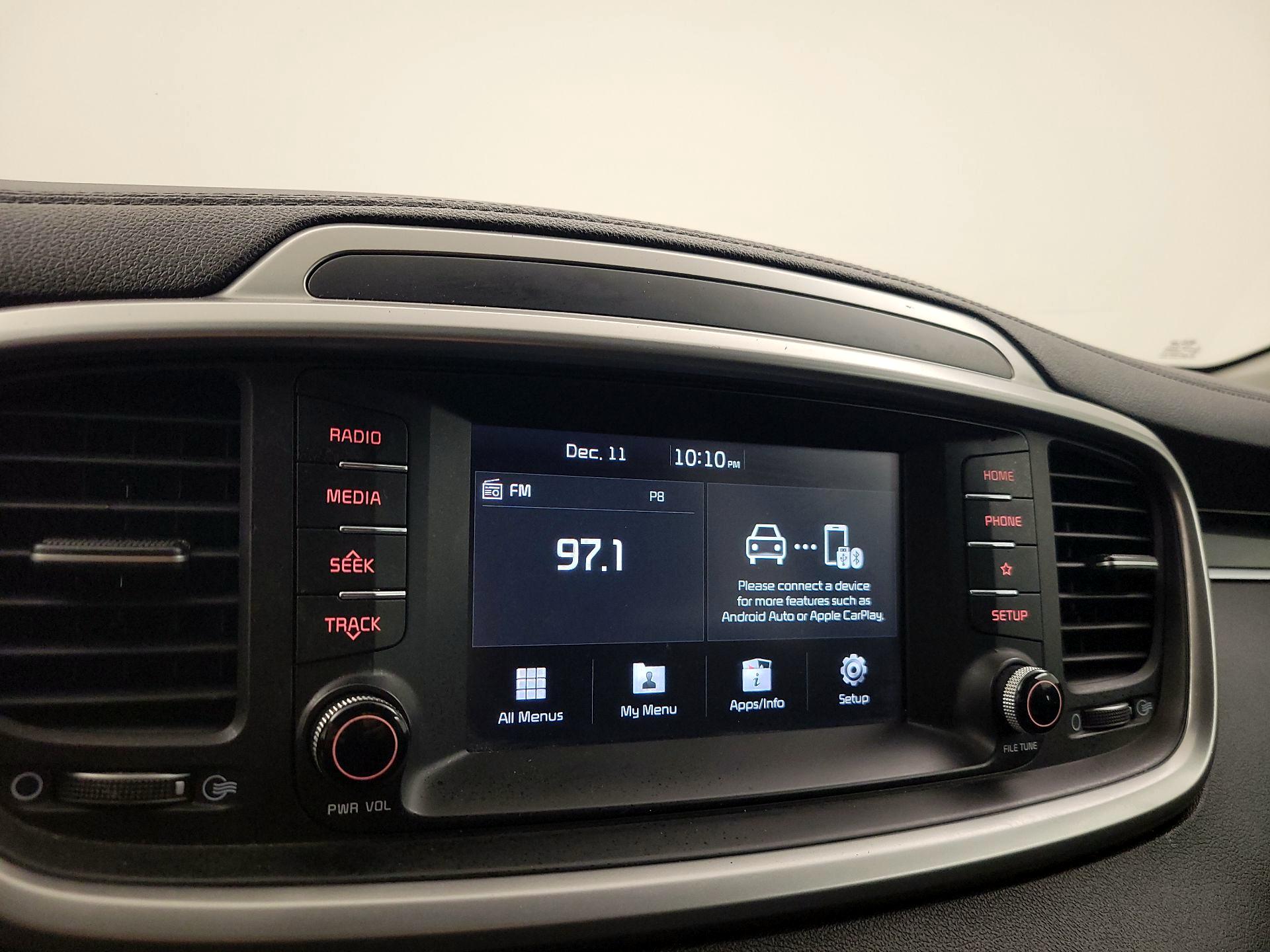 Thumbnail: 2020 Kia Sorento - 15