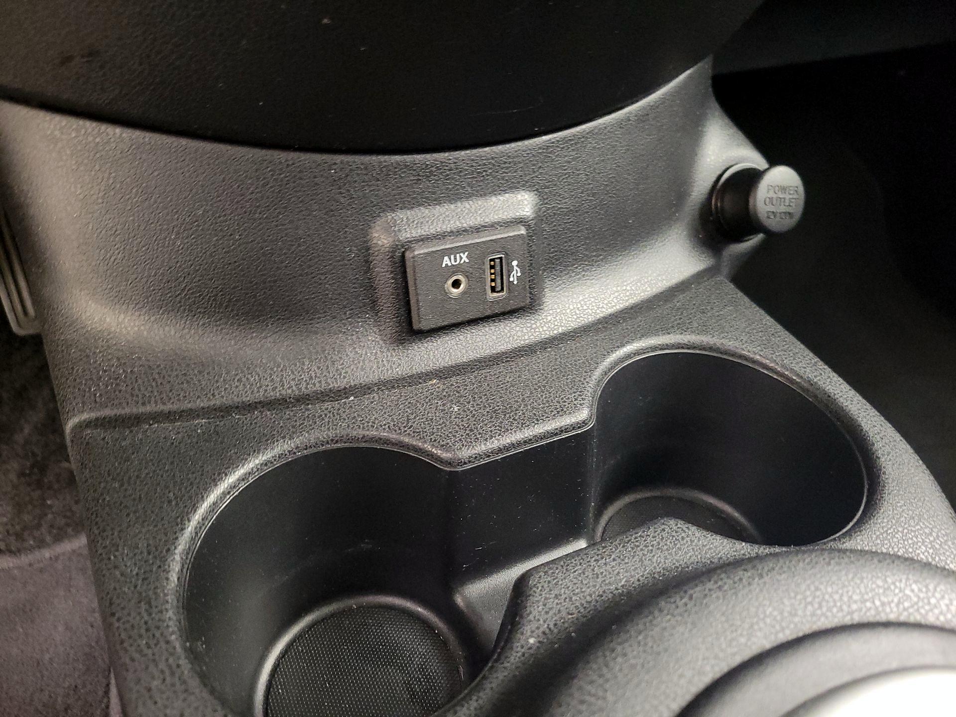 Thumbnail: 2019 Nissan Versa Note - 18