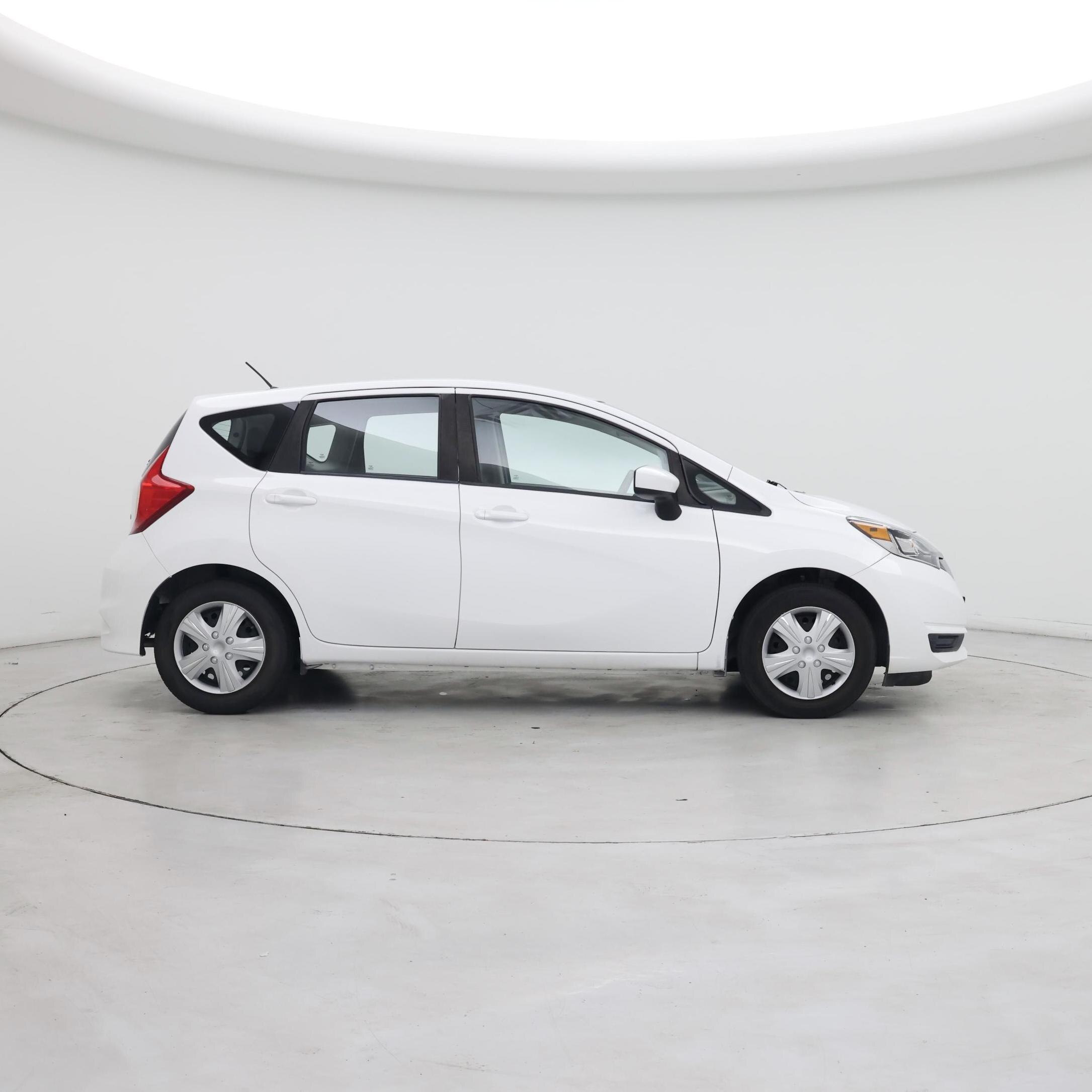 Thumbnail: 2019 Nissan Versa Note - 7