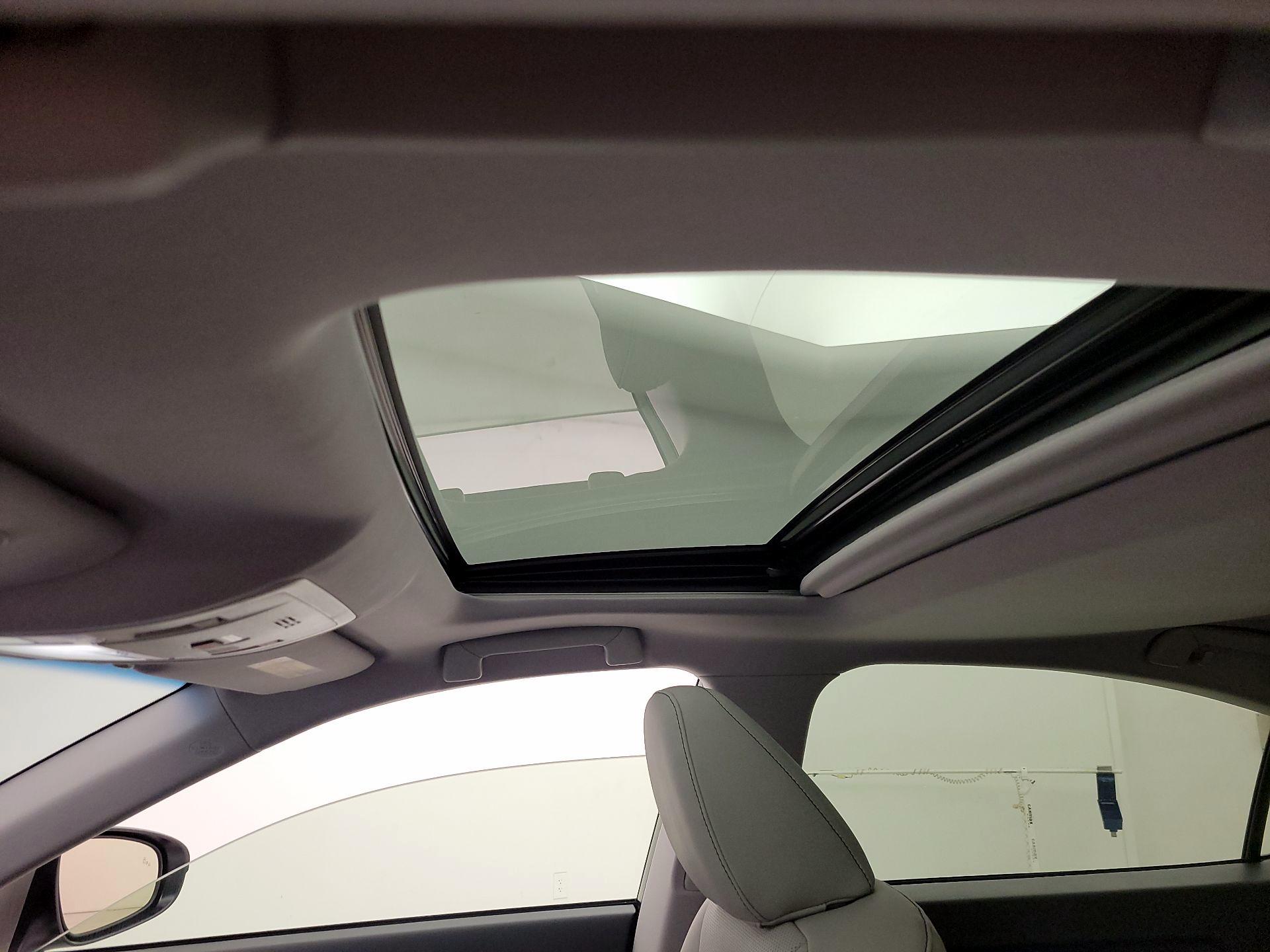 Thumbnail: 2018 Lexus ES - 20