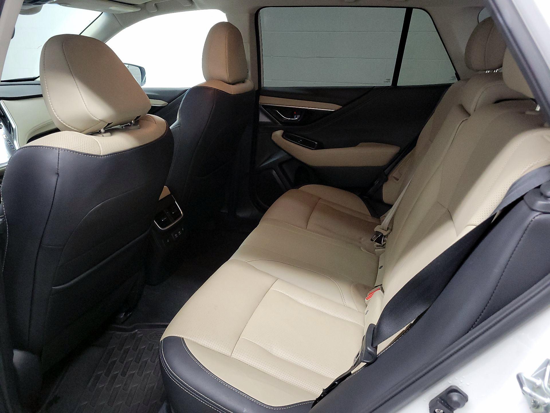 Thumbnail: 2022 Subaru Outback - 17