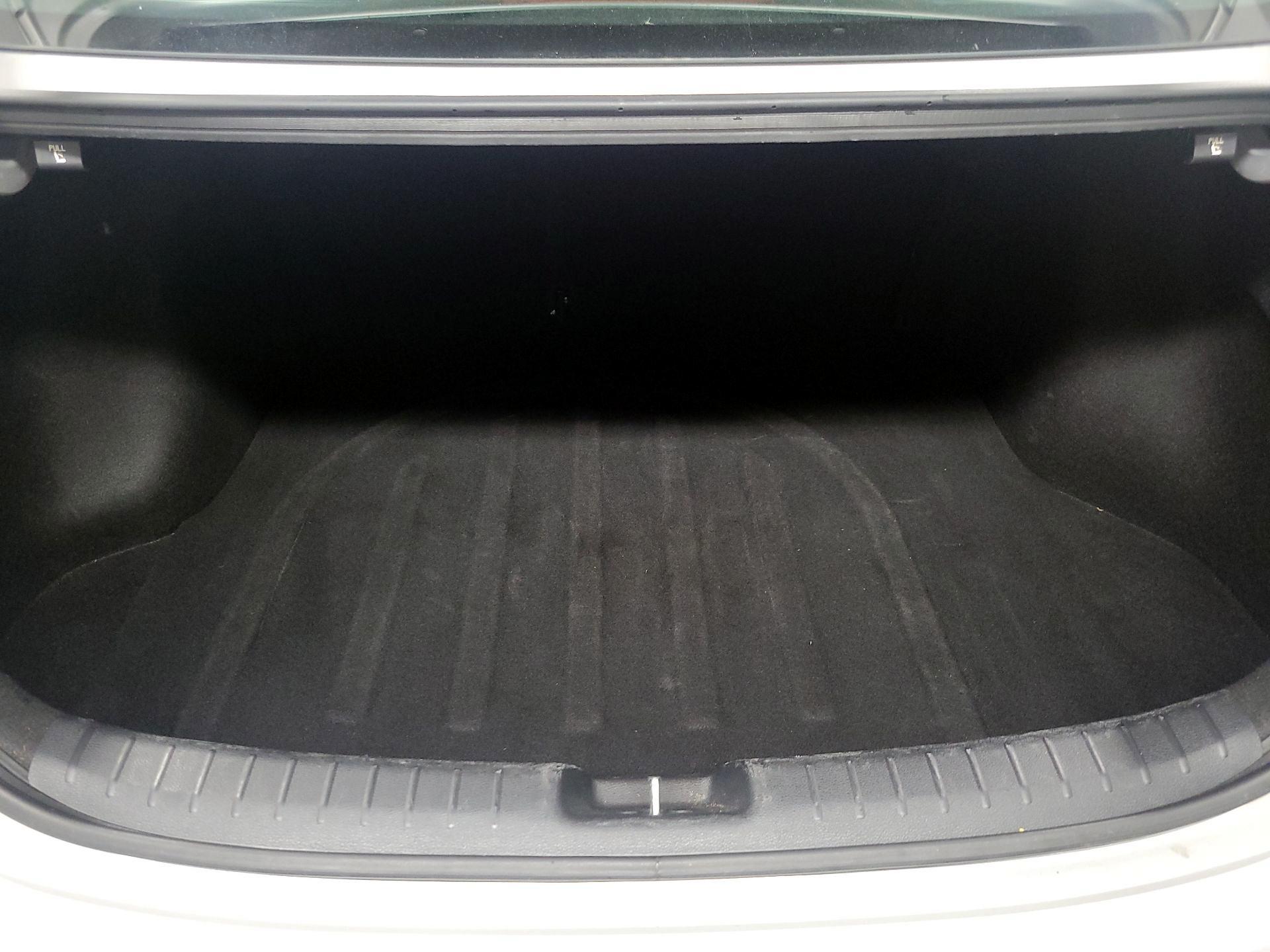 Thumbnail: 2020 Kia Forte - 20