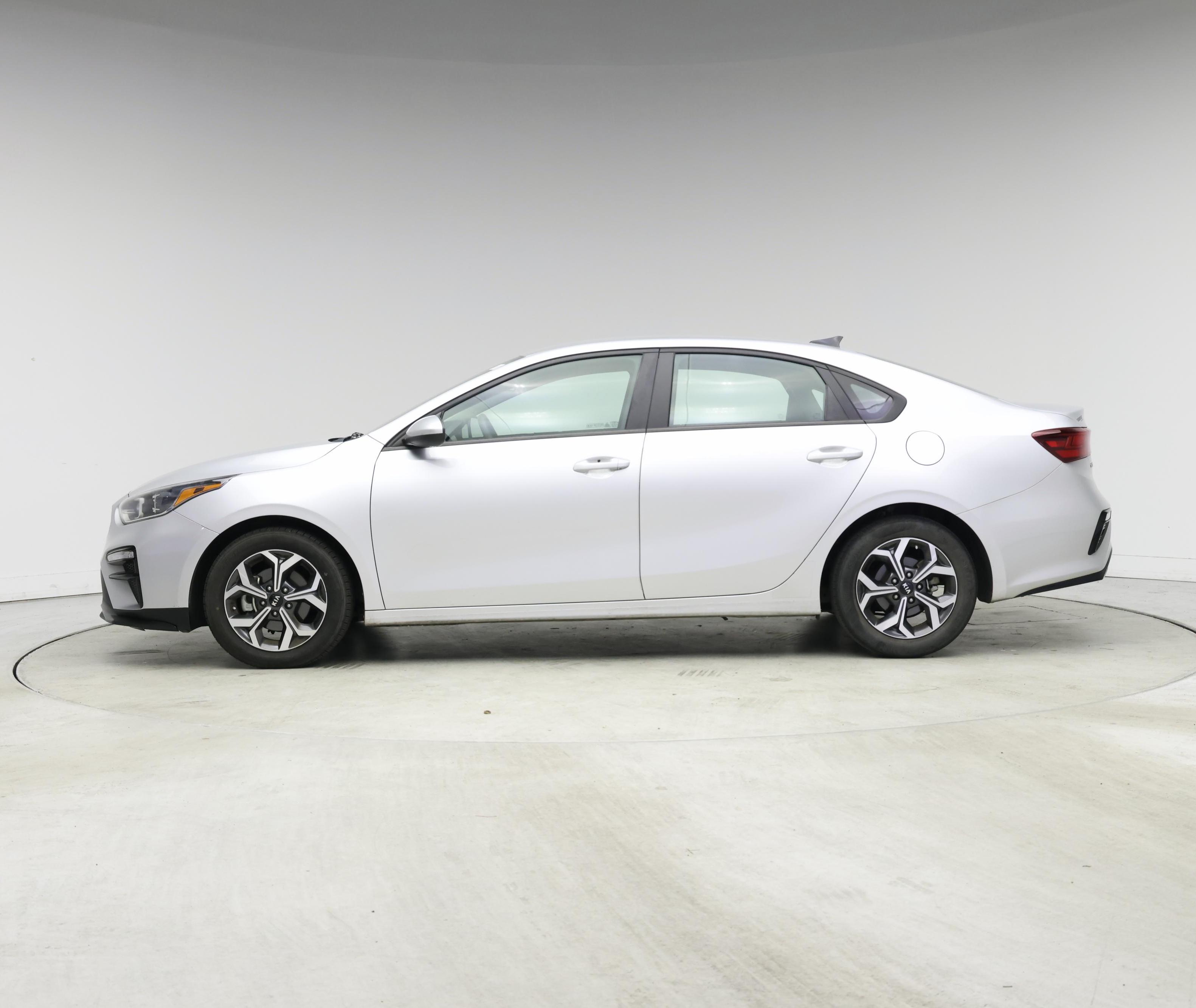 Thumbnail: 2020 Kia Forte - 3