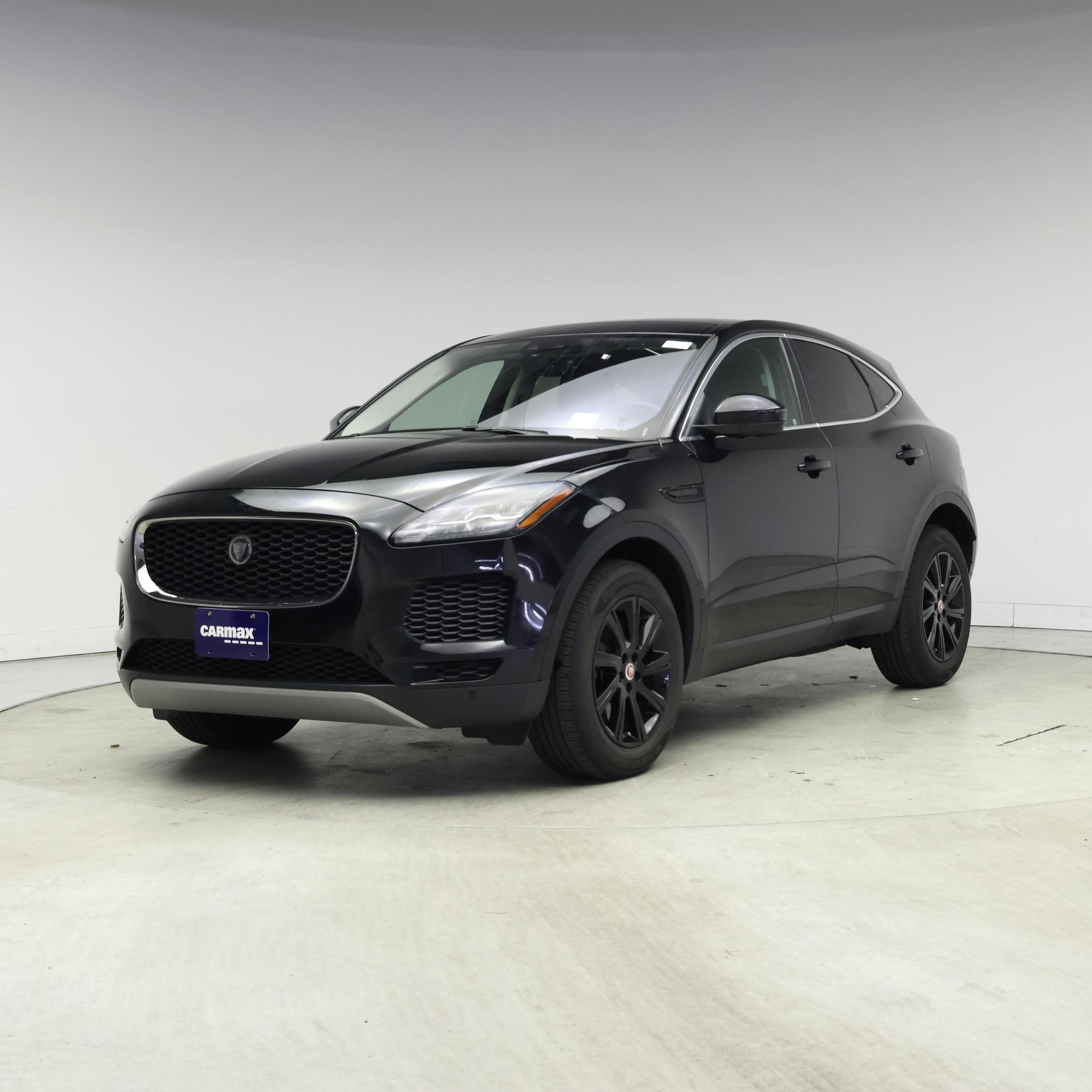 Thumbnail: 2018 Jaguar E-Pace - 4