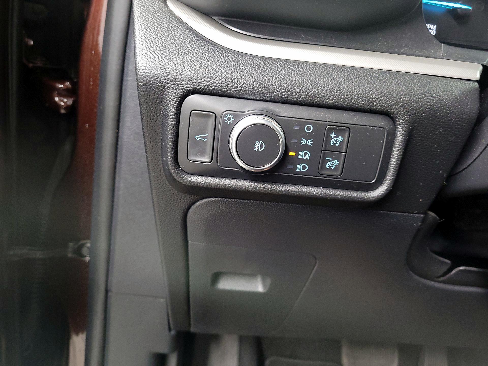 Thumbnail: 2020 Ford Explorer - 13