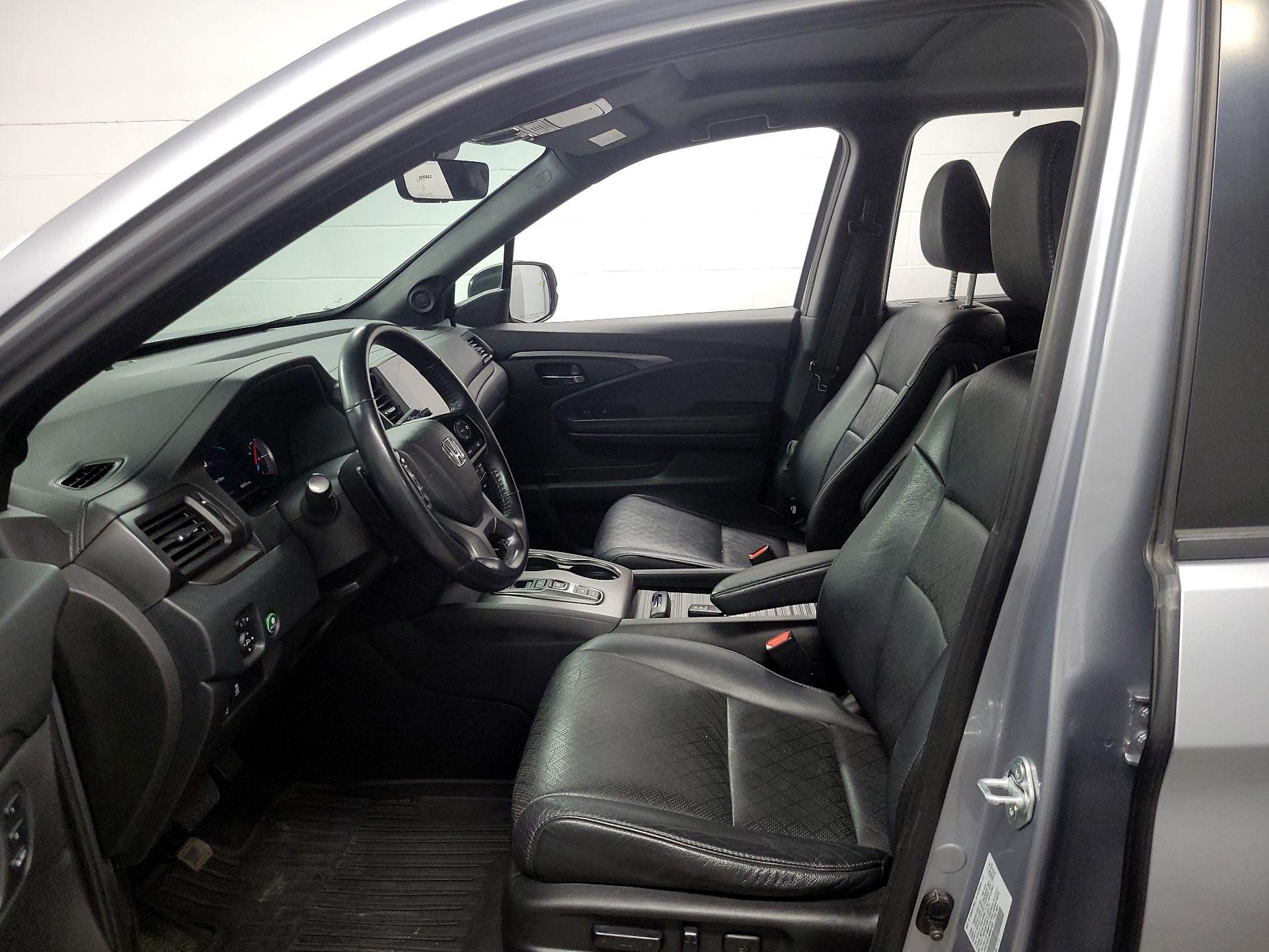 Thumbnail: 2021 Honda Passport - 11