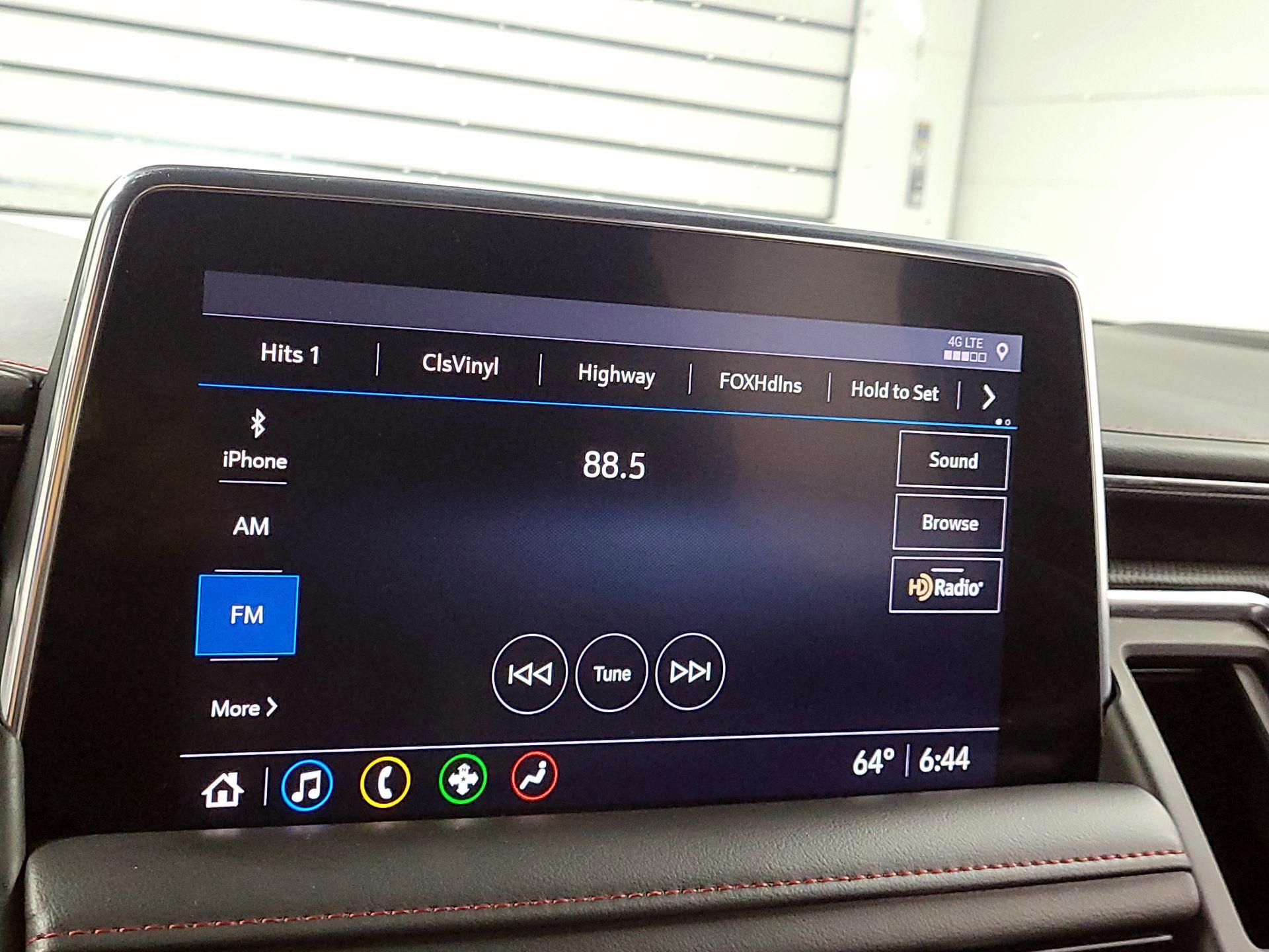 Thumbnail: 2021 Chevrolet Suburban - 15