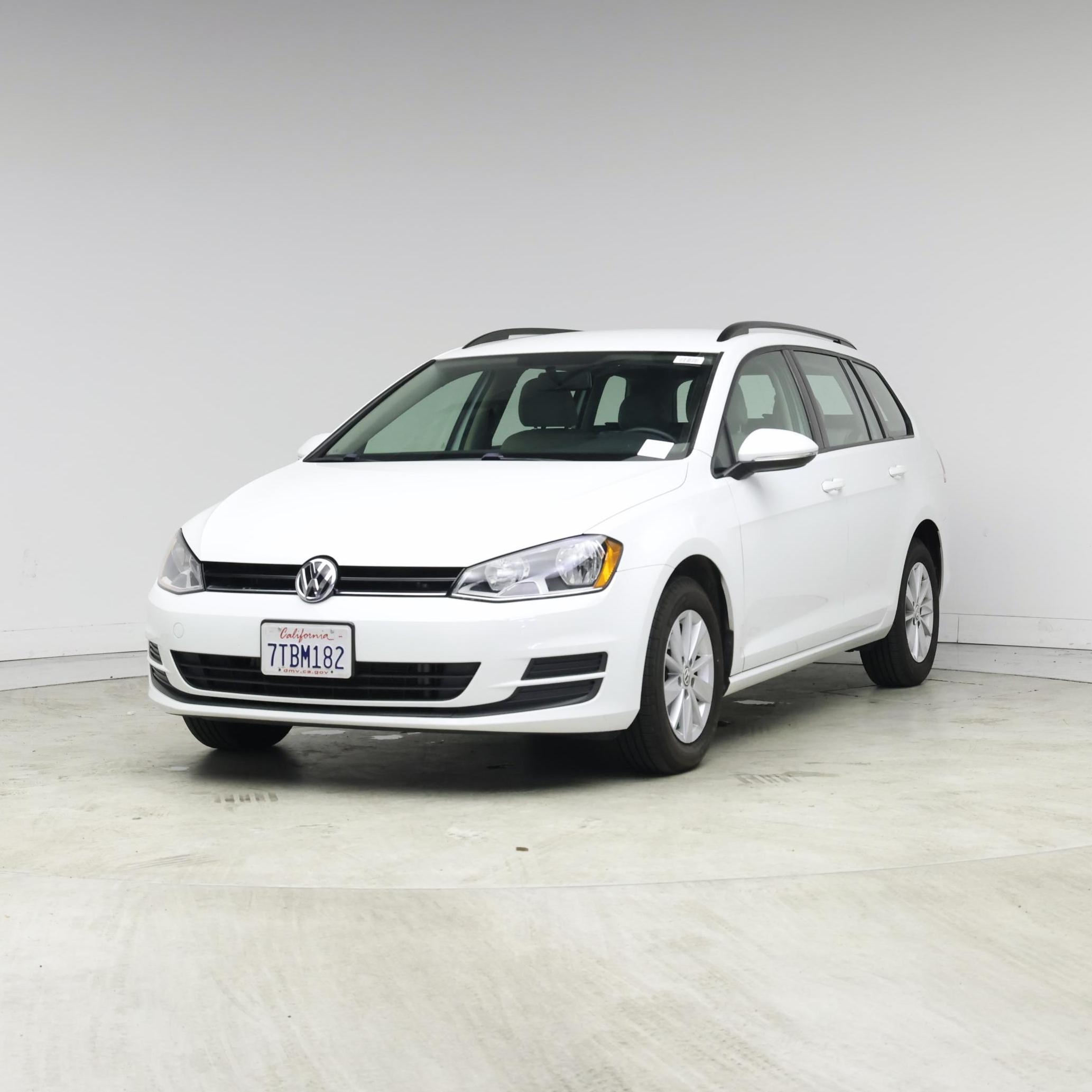 Thumbnail: 2016 Volkswagen Golf - 4