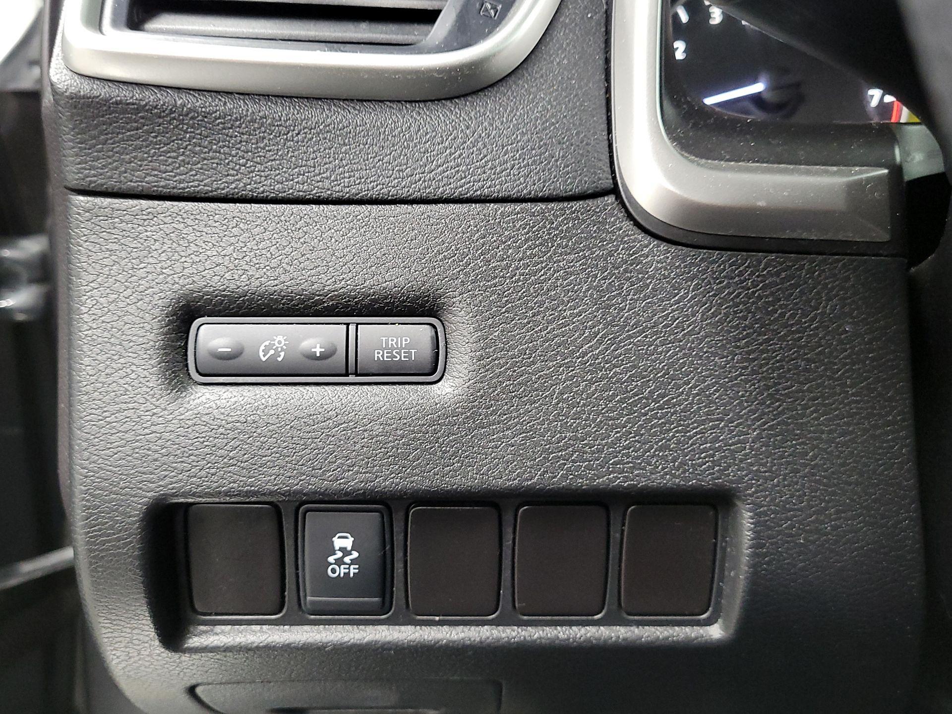 Thumbnail: 2016 Nissan Murano - 13