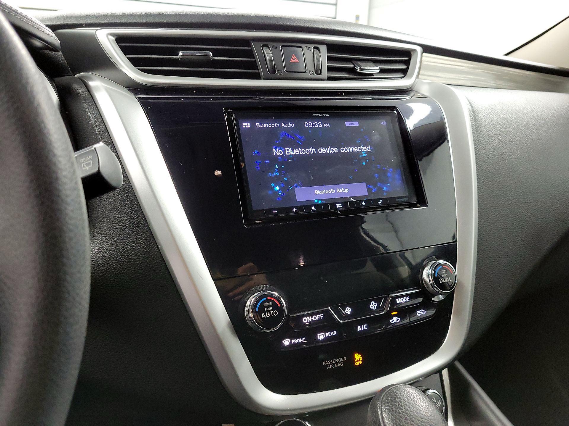 Thumbnail: 2016 Nissan Murano - 15