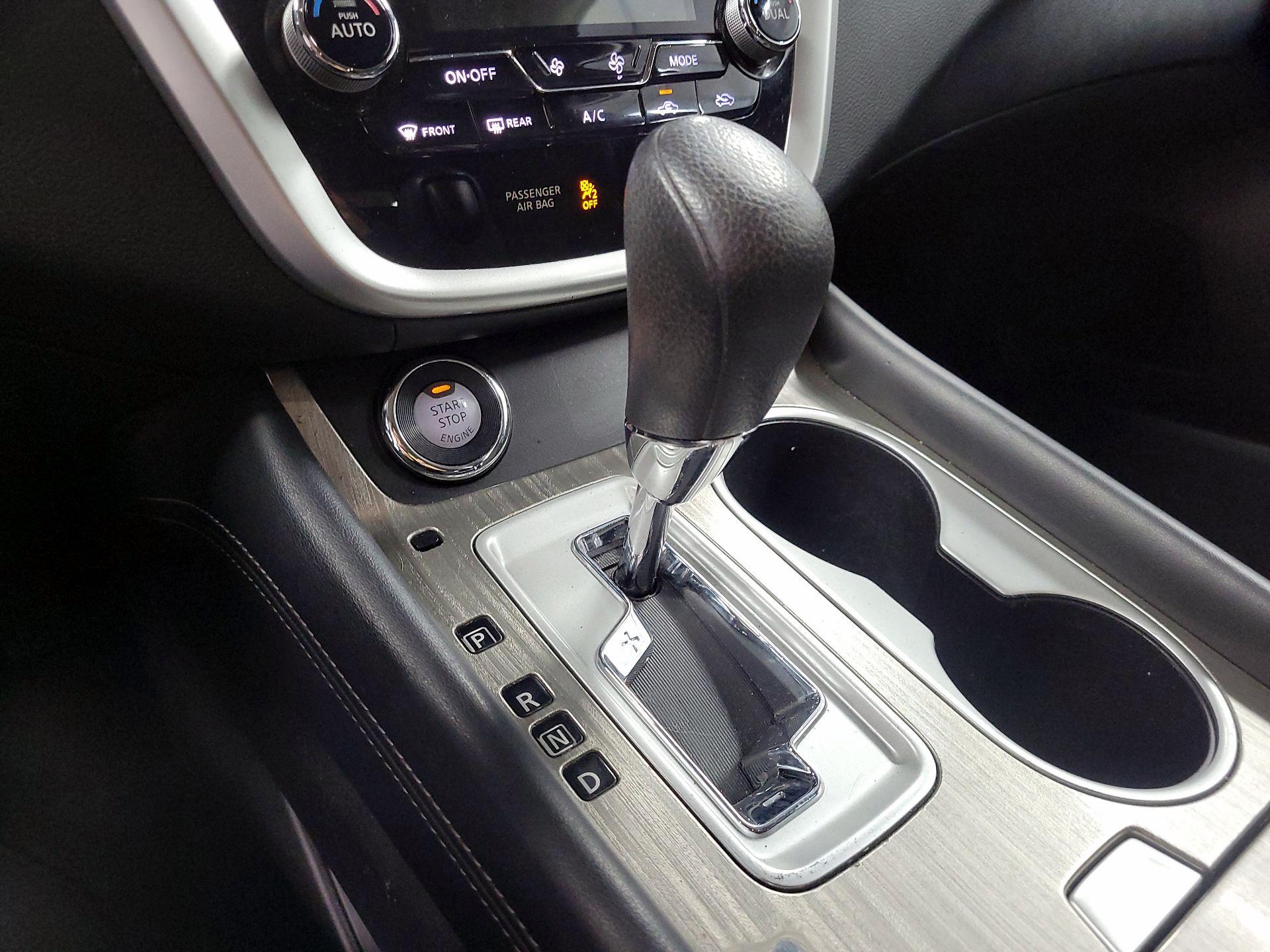 Thumbnail: 2016 Nissan Murano - 17