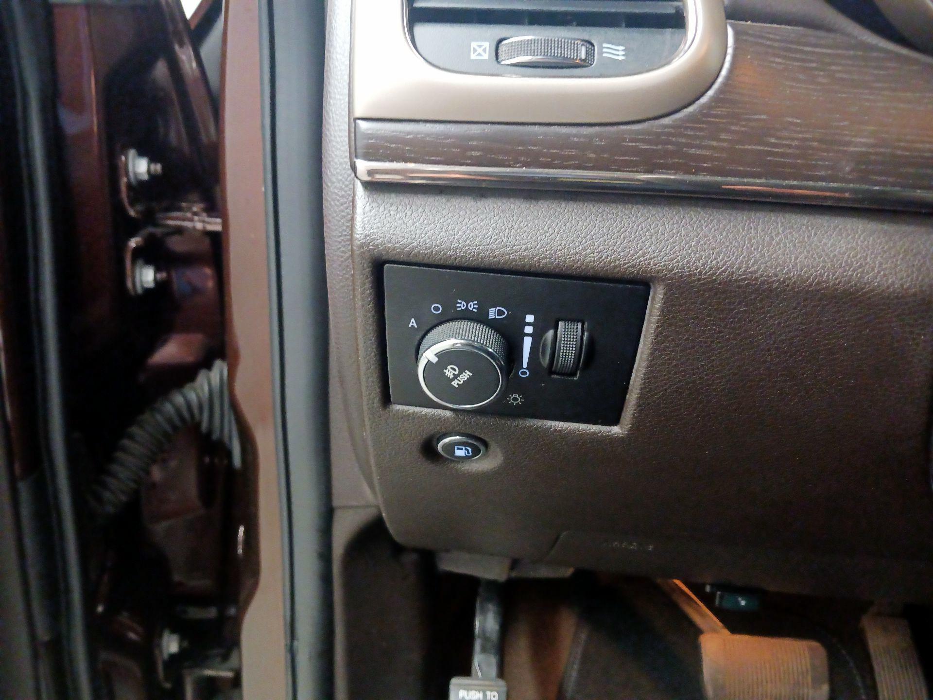 Thumbnail: 2014 Jeep Grand Cherokee - 11