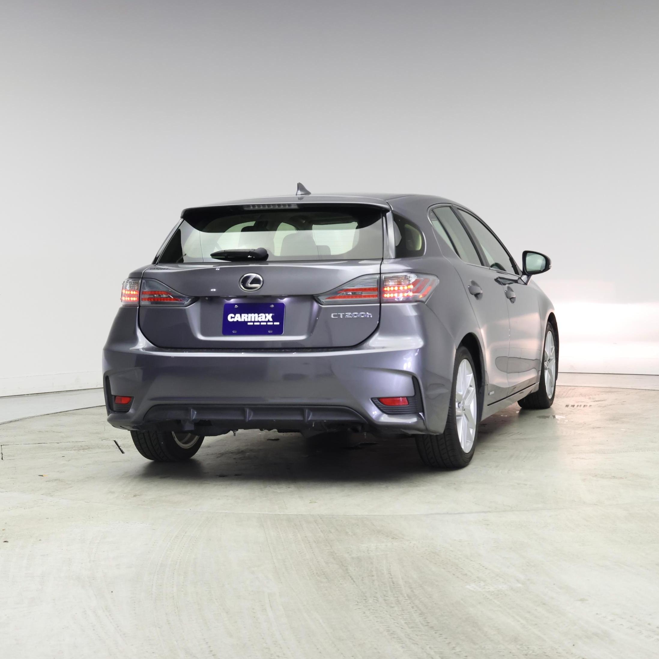 Thumbnail: 2017 Lexus CT - 8