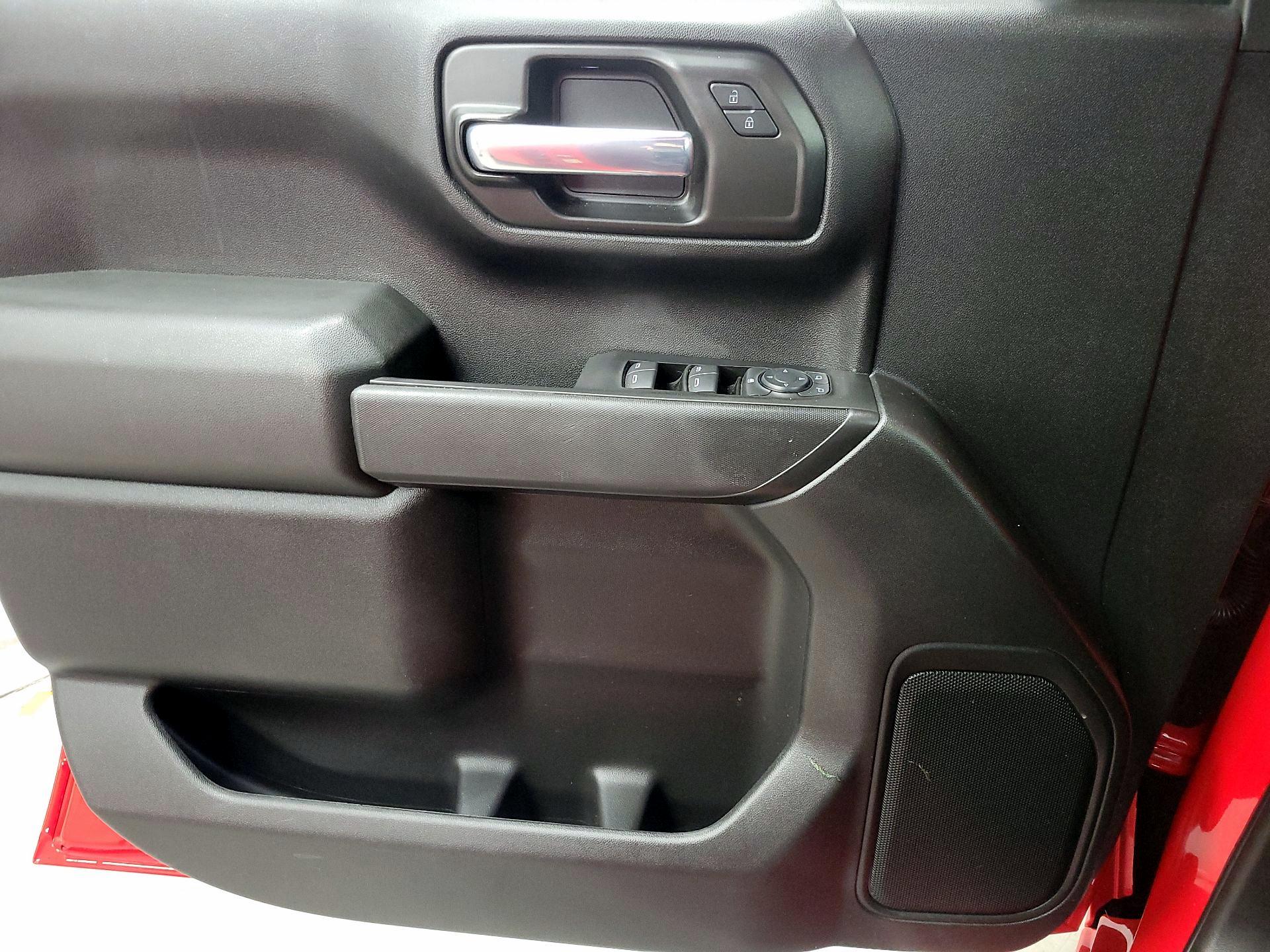 Thumbnail: 2021 Chevrolet Silverado 1500 - 12