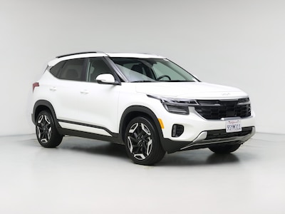 White 2024 Kia Seltos SX