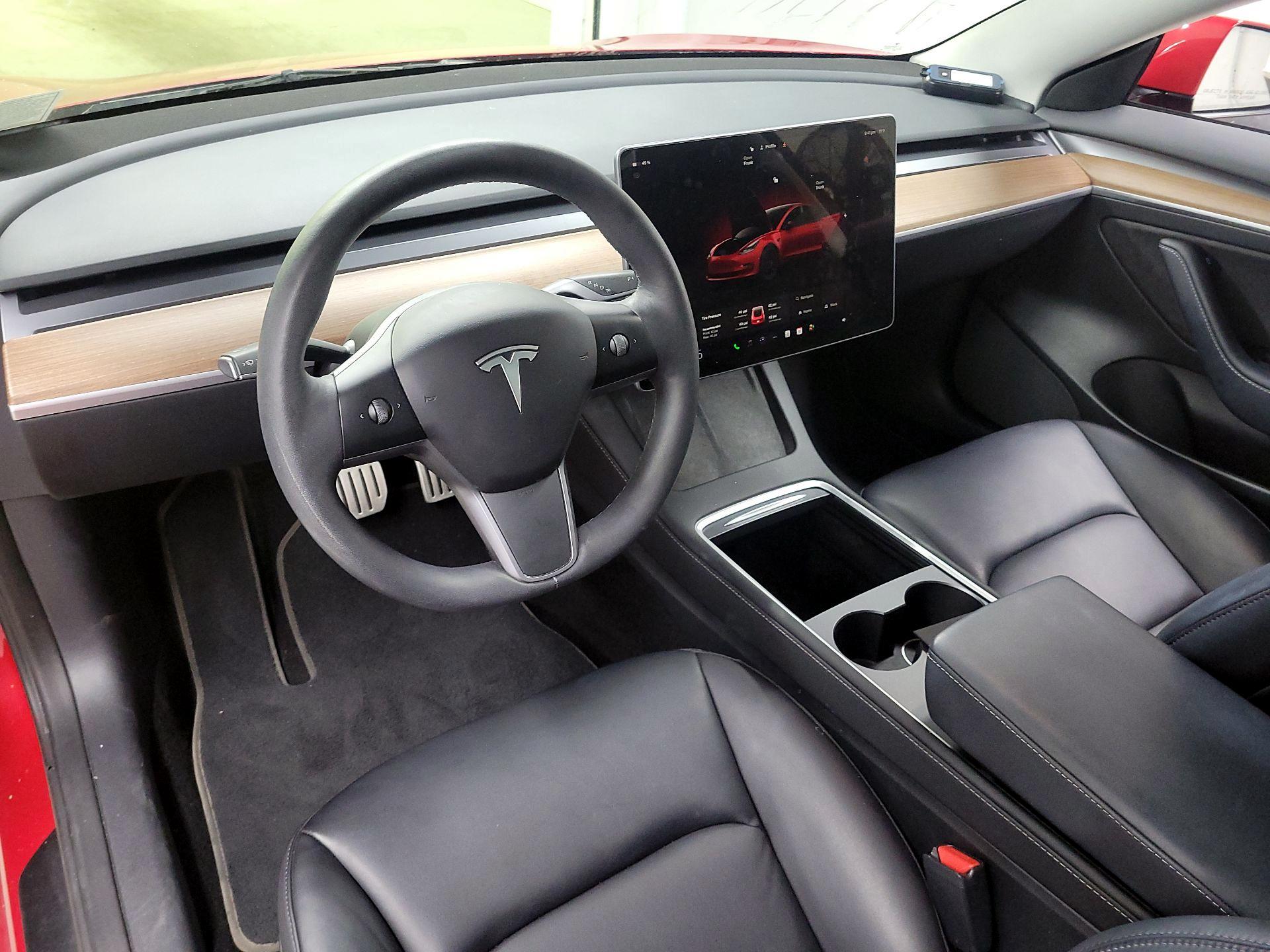 Thumbnail: 2023 Tesla Model 3 - 9