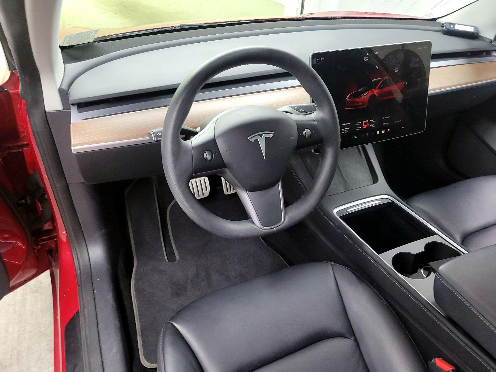 Thumbnail: 2023 Tesla Model 3 - 10