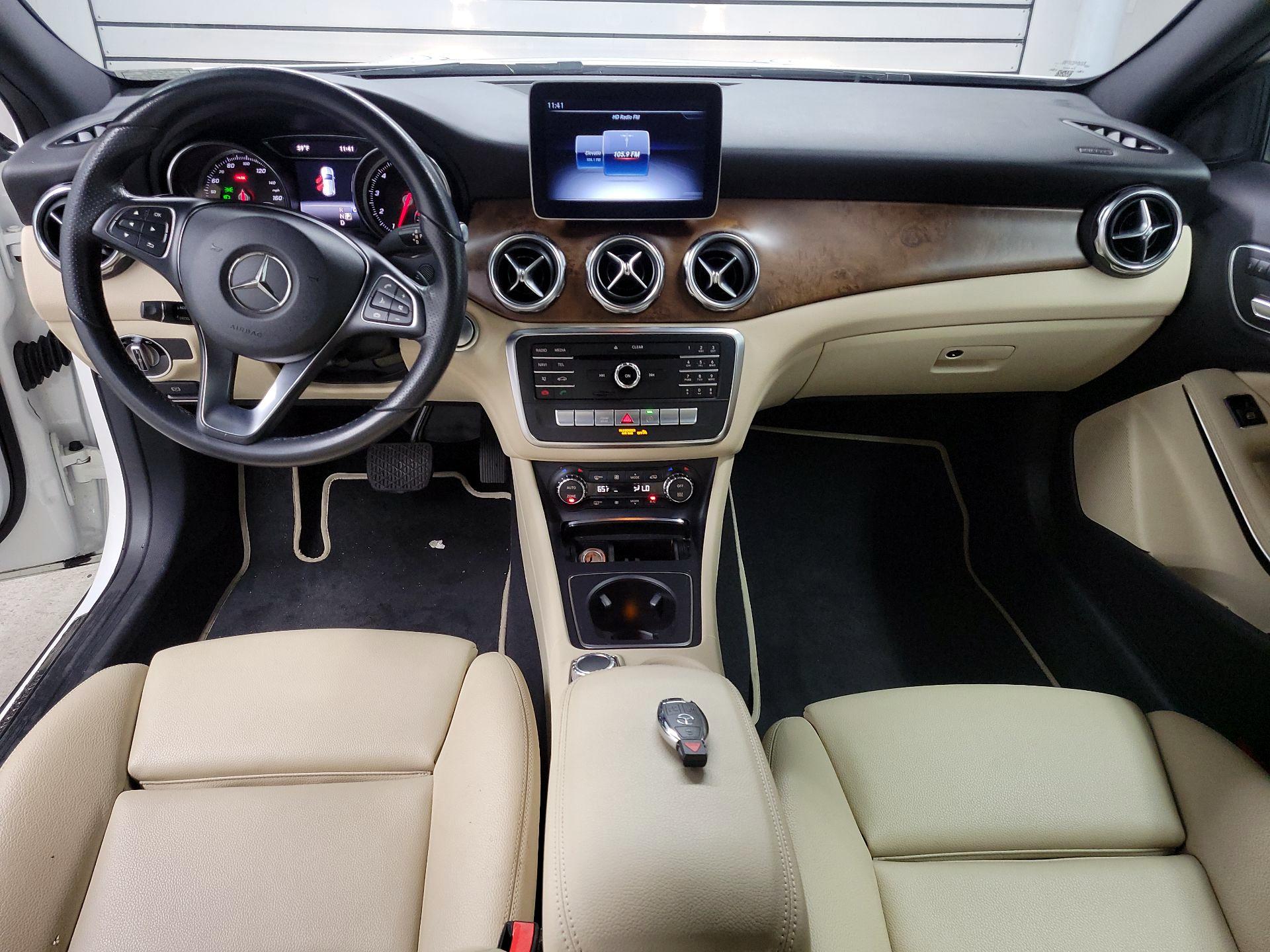 Thumbnail: 2018 Mercedes-Benz GLA - 9