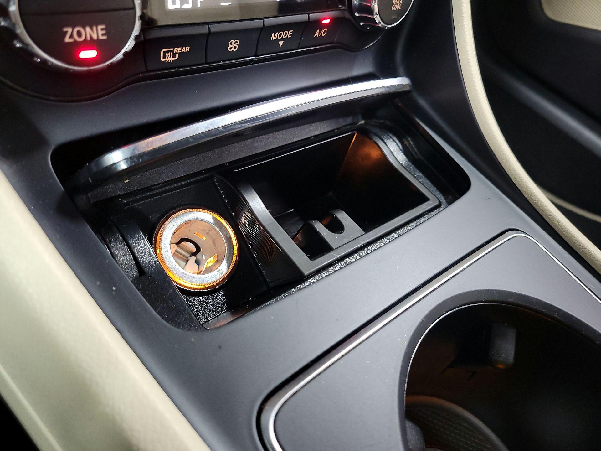 Thumbnail: 2018 Mercedes-Benz GLA - 18