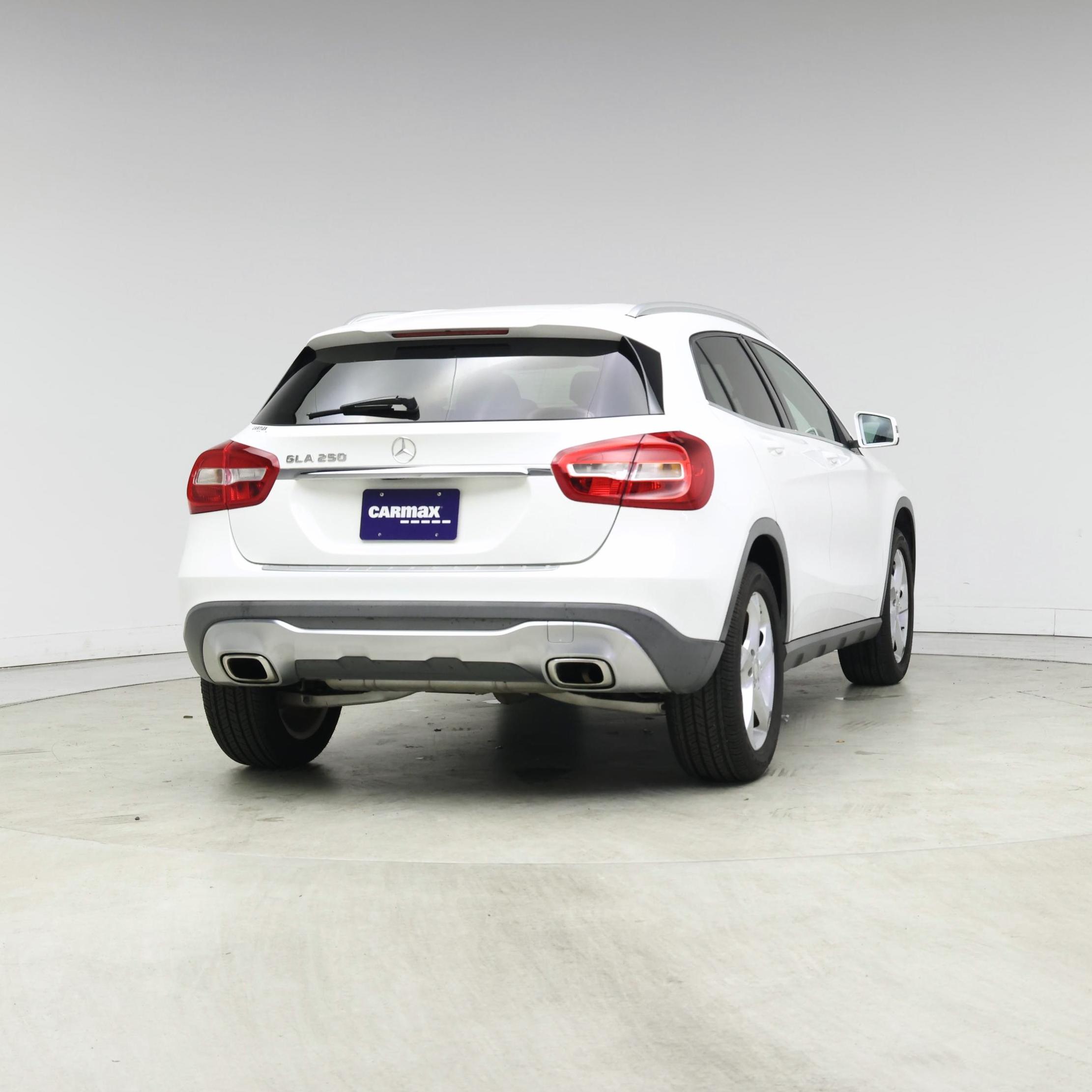 Thumbnail: 2018 Mercedes-Benz GLA - 8