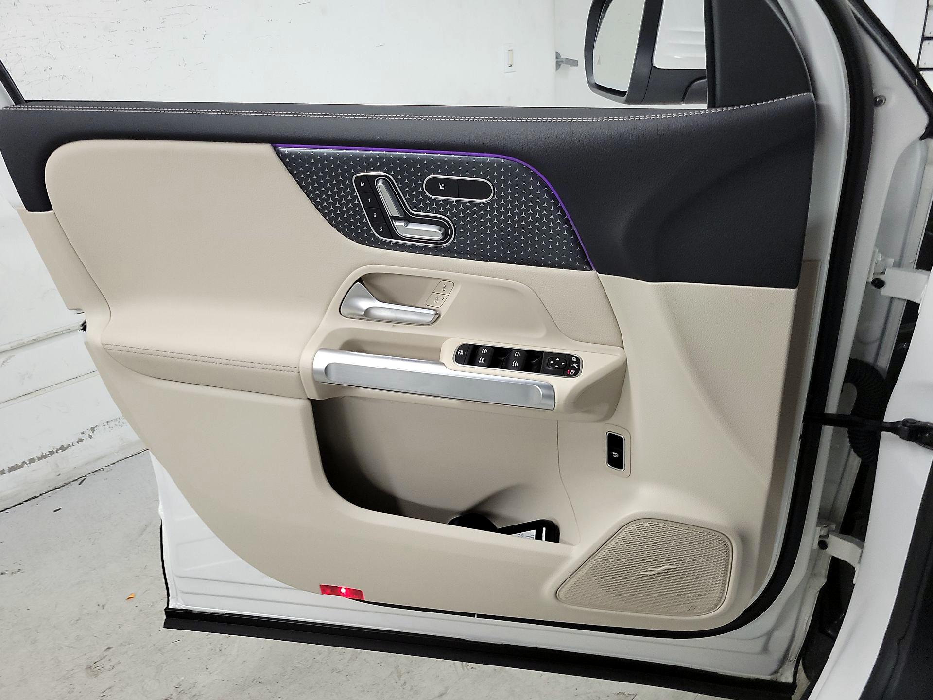 Thumbnail: 2024 Mercedes-Benz EQB - 12